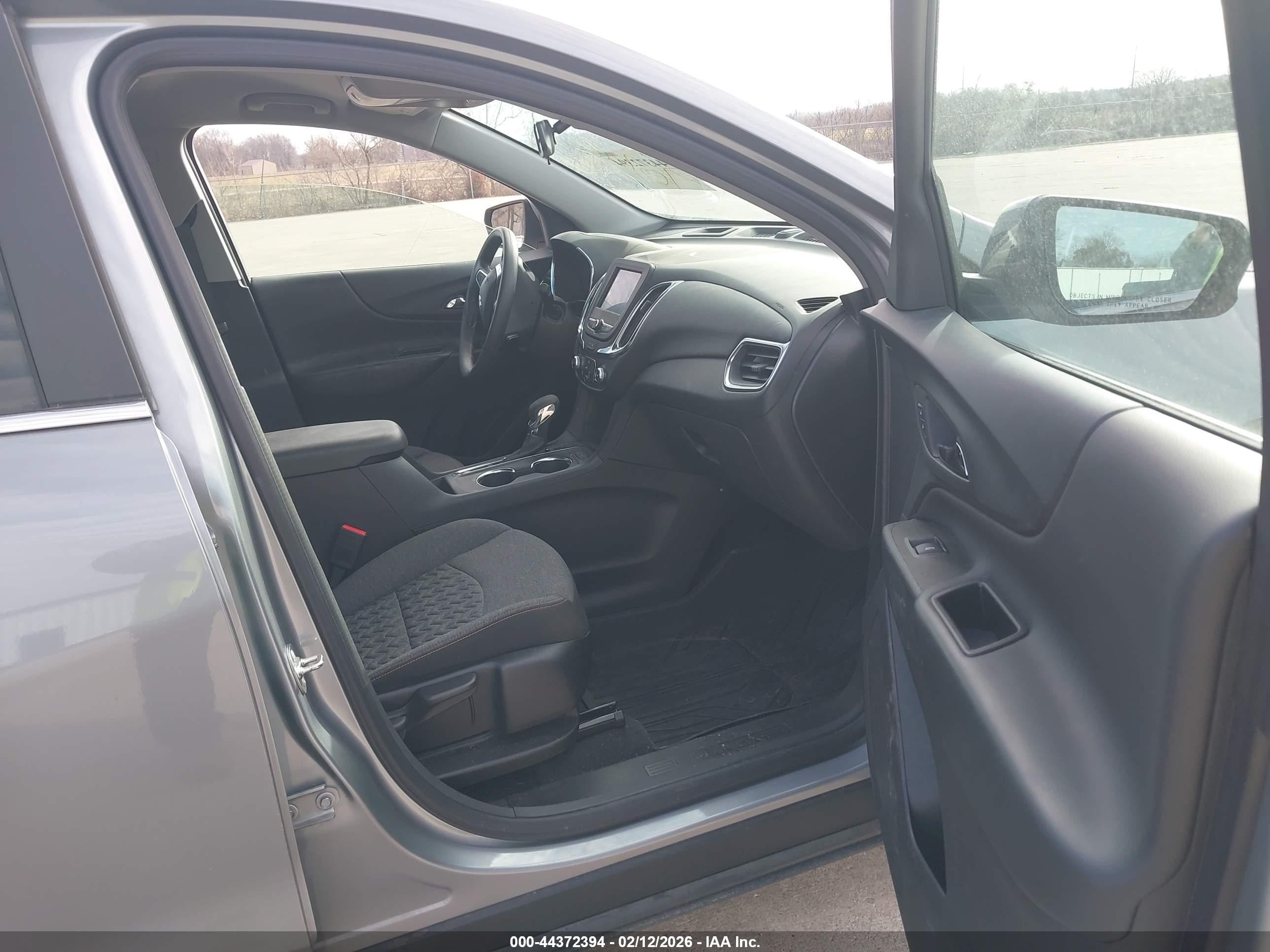 CHEVROLET EQUINOX image 5