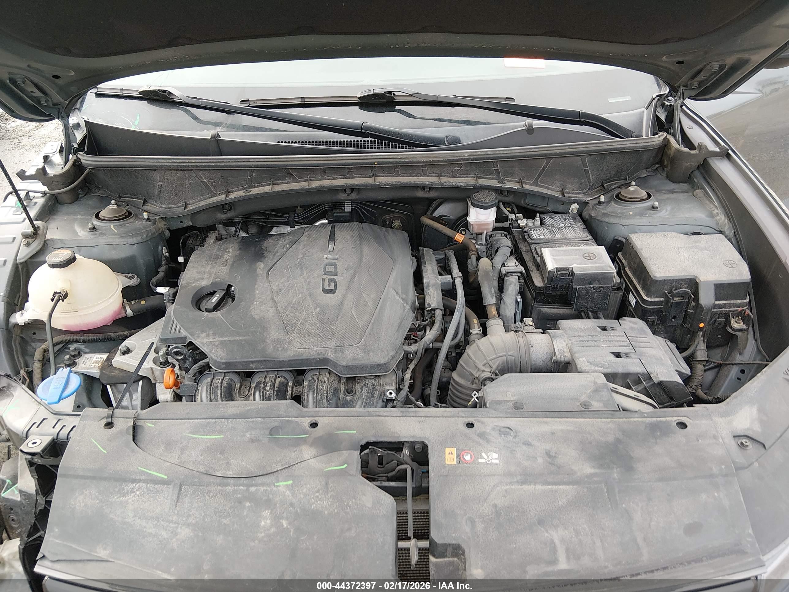 HYUNDAI TUCSON image 10