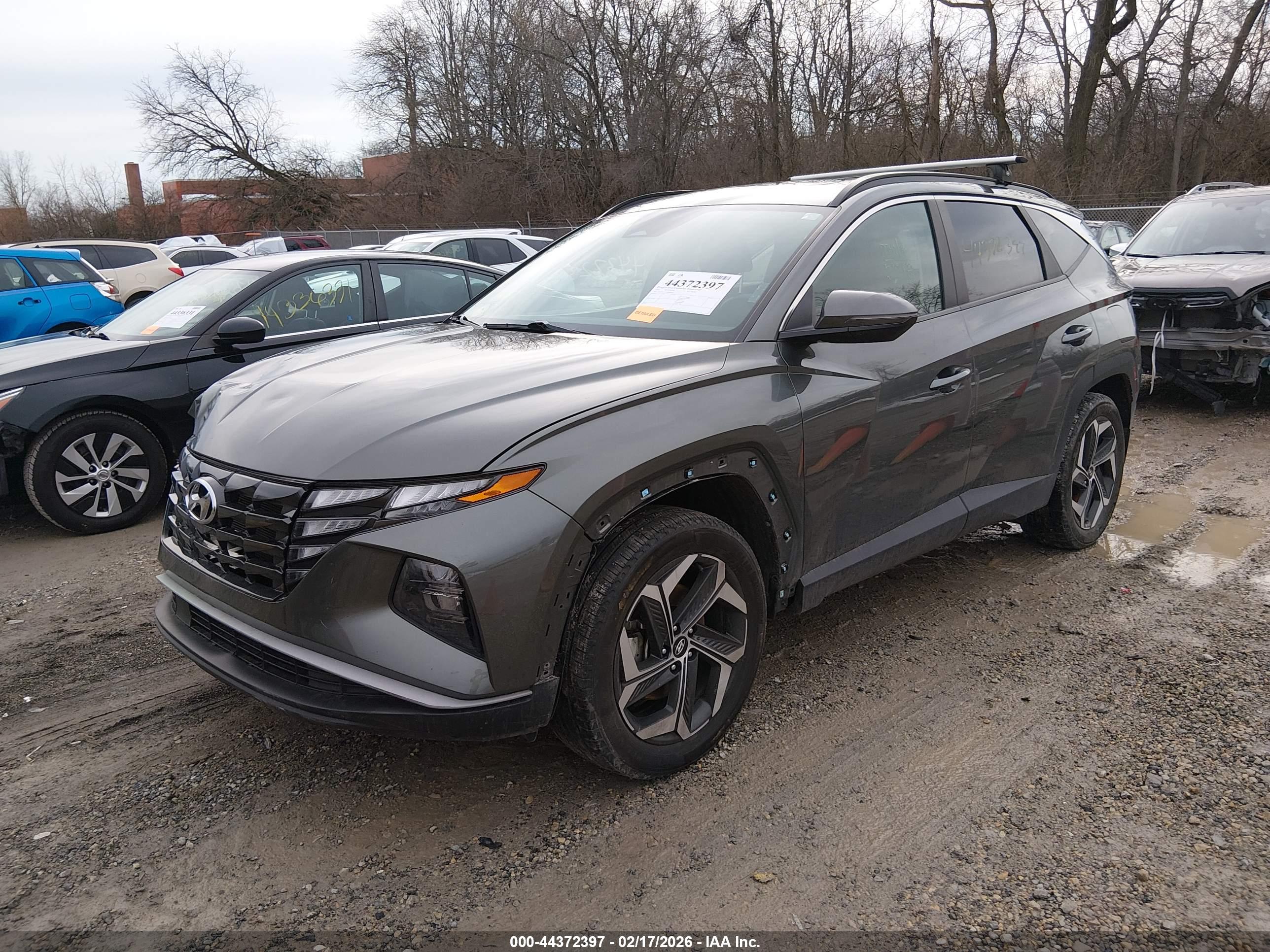 HYUNDAI TUCSON image 2