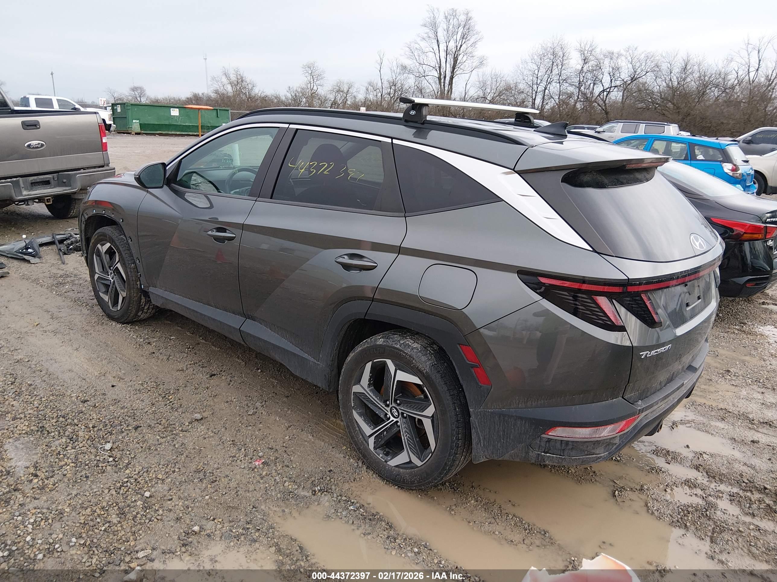 HYUNDAI TUCSON image 3