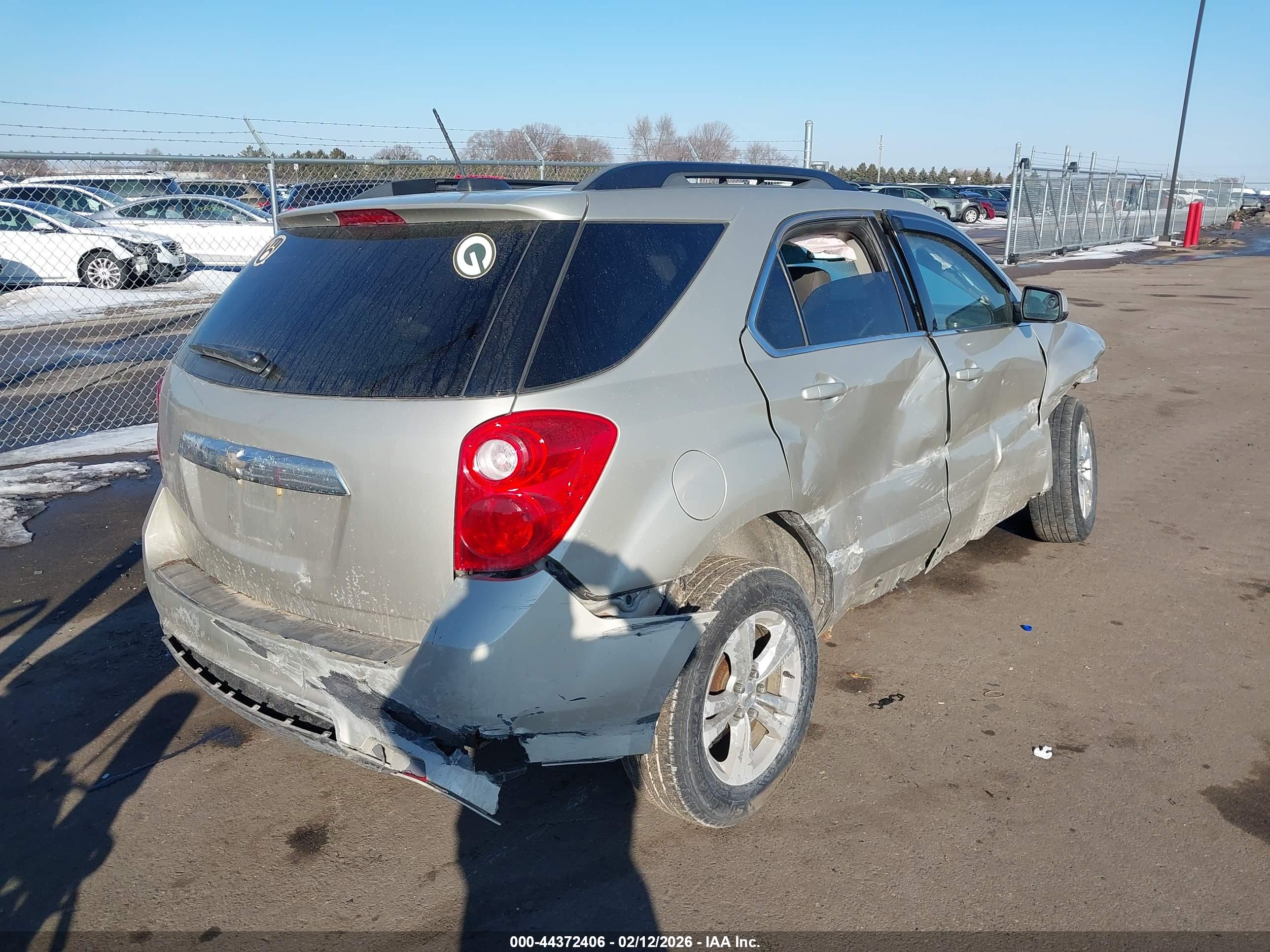 CHEVROLET EQUINOX image 4