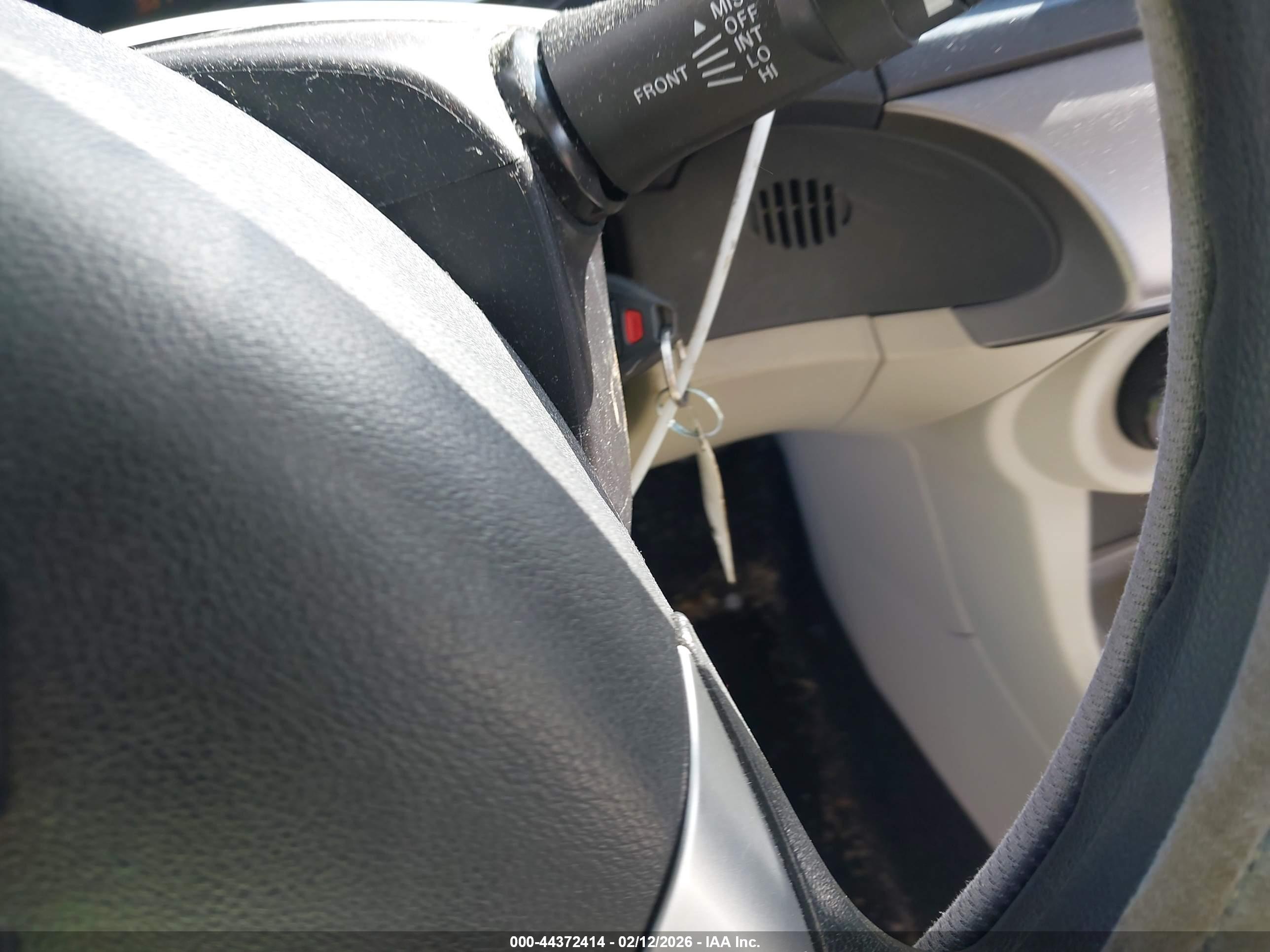 MITSUBISHI LANCER image 11