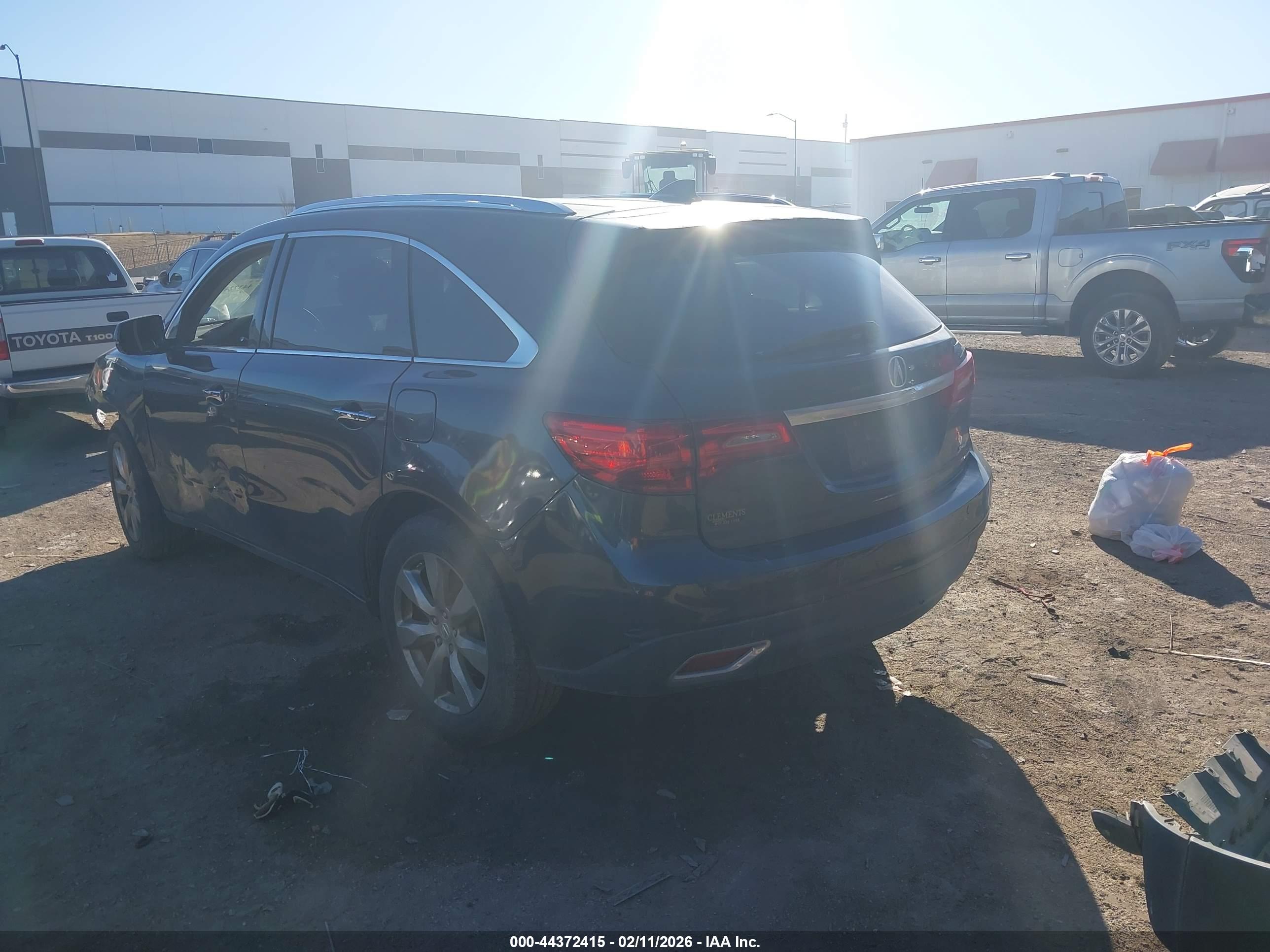 ACURA MDX image 3