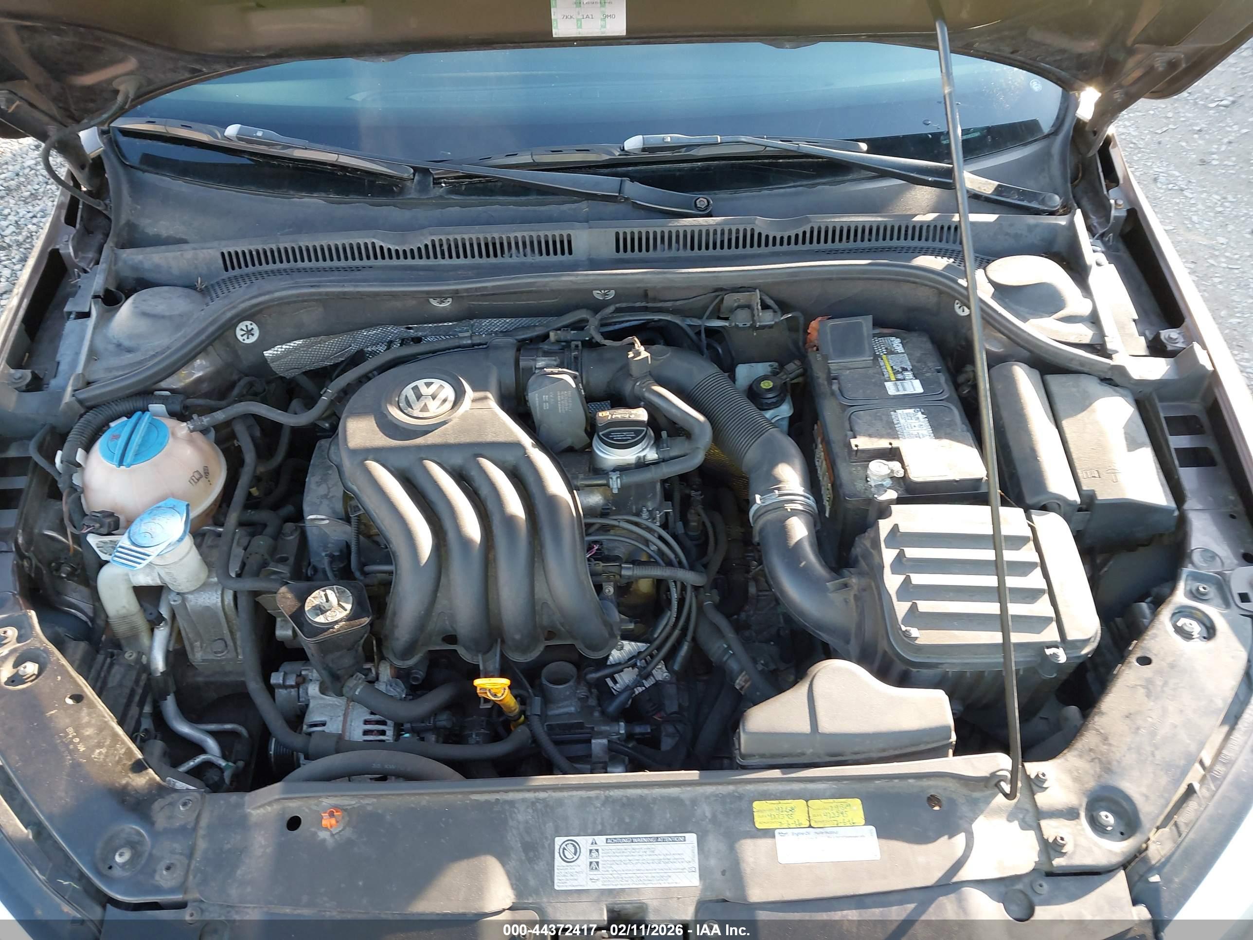 VOLKSWAGEN JETTA image 10
