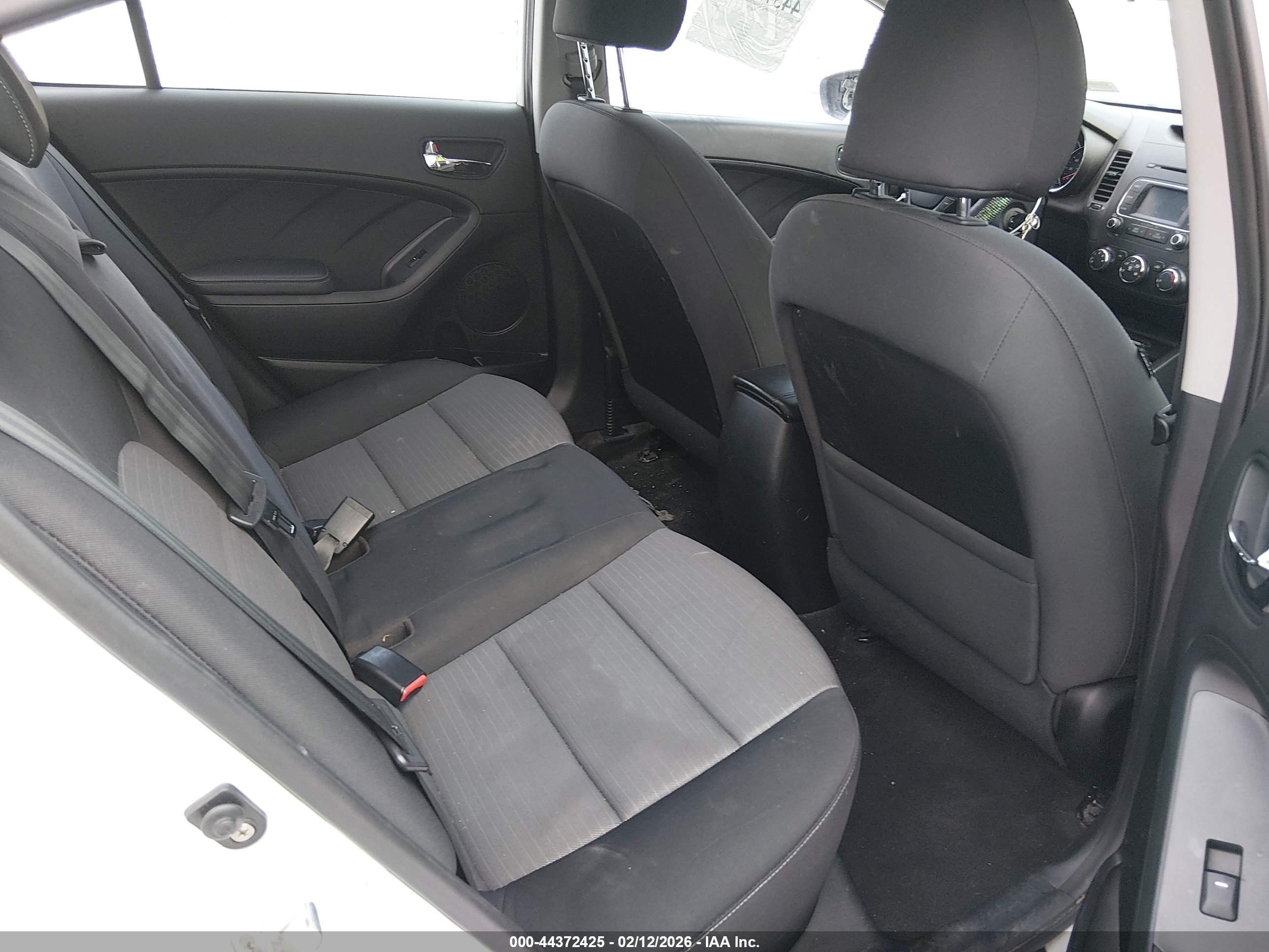 KIA FORTE image 8