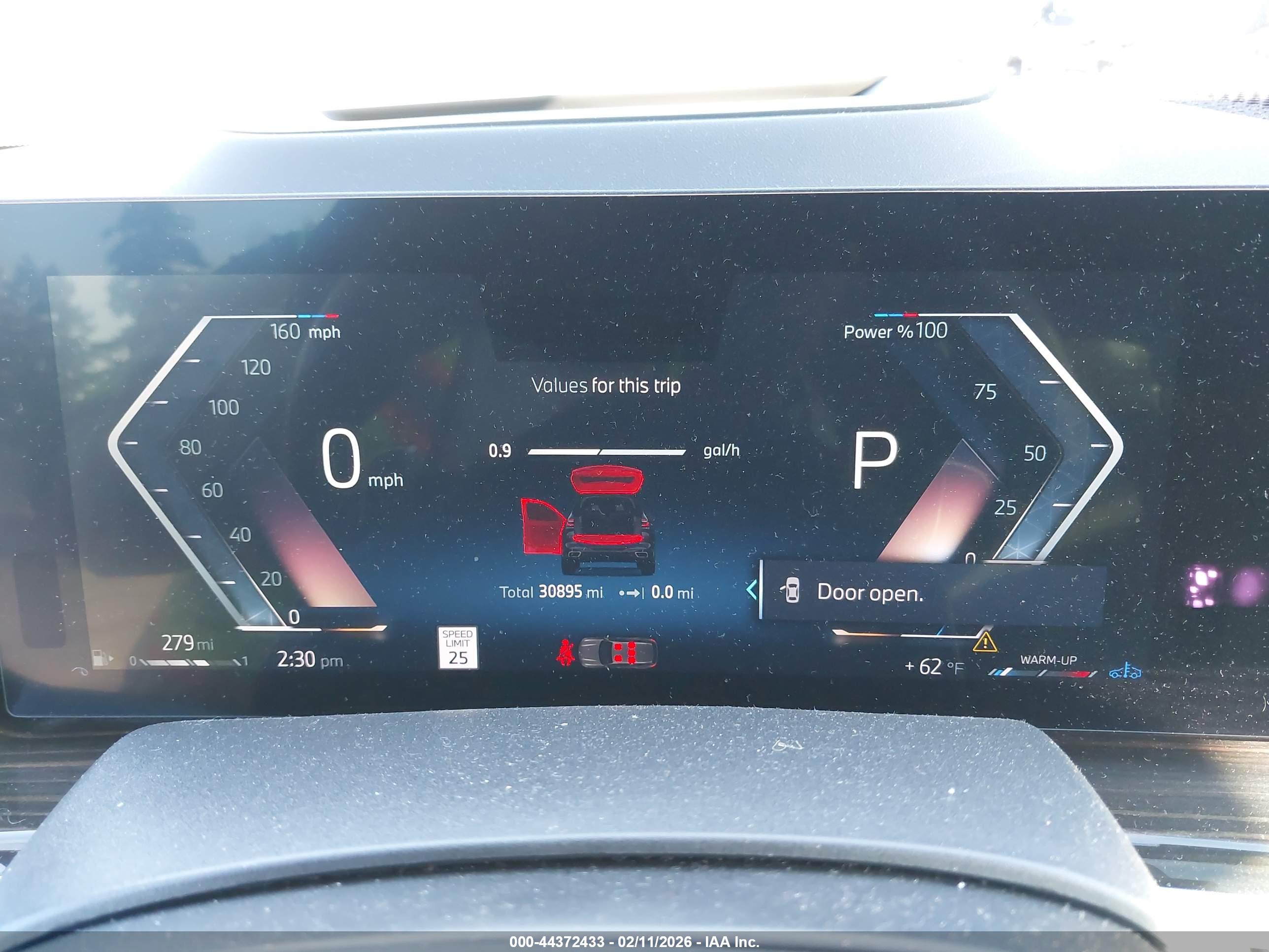 BMW X7 image 7