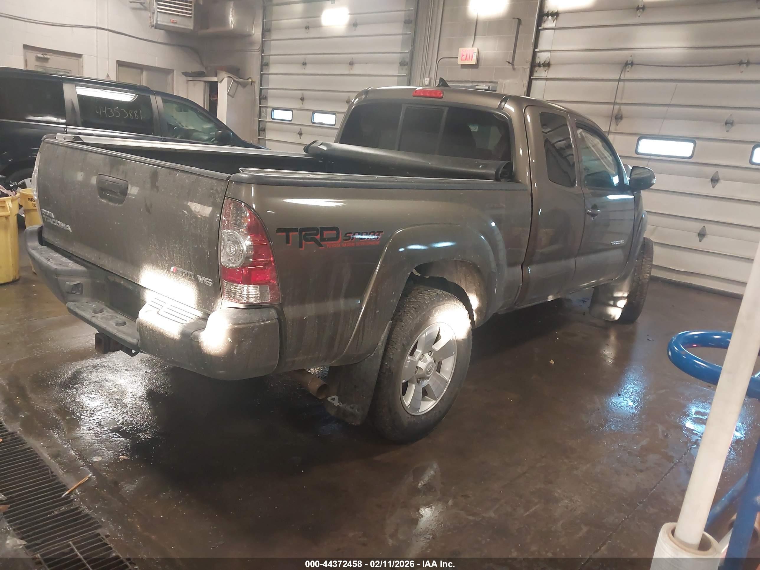 TOYOTA TACOMA image 4