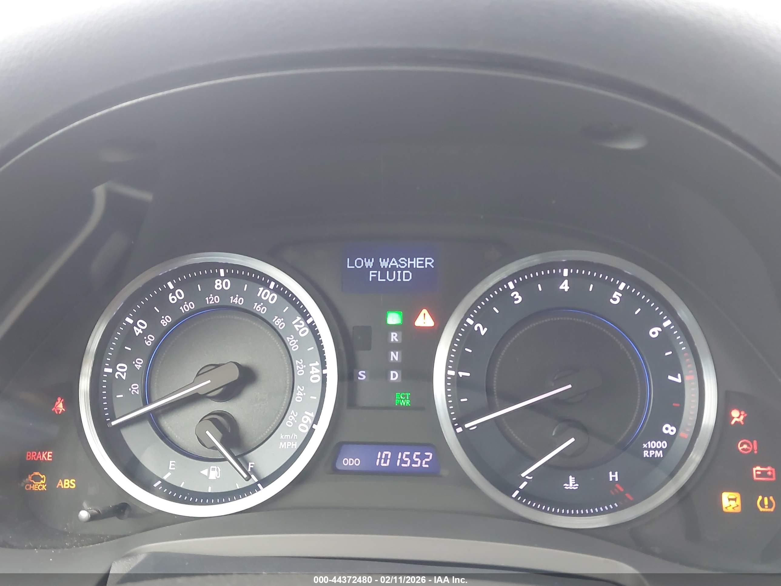 LEXUS IS image 7