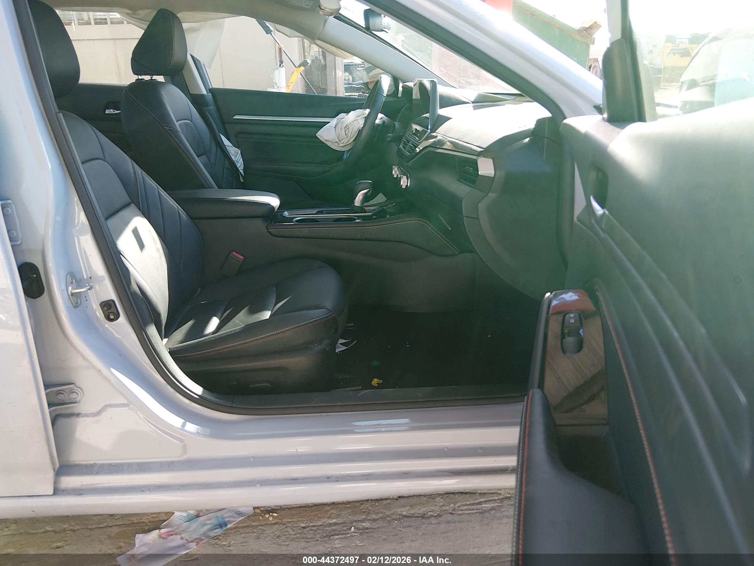 NISSAN ALTIMA image 5