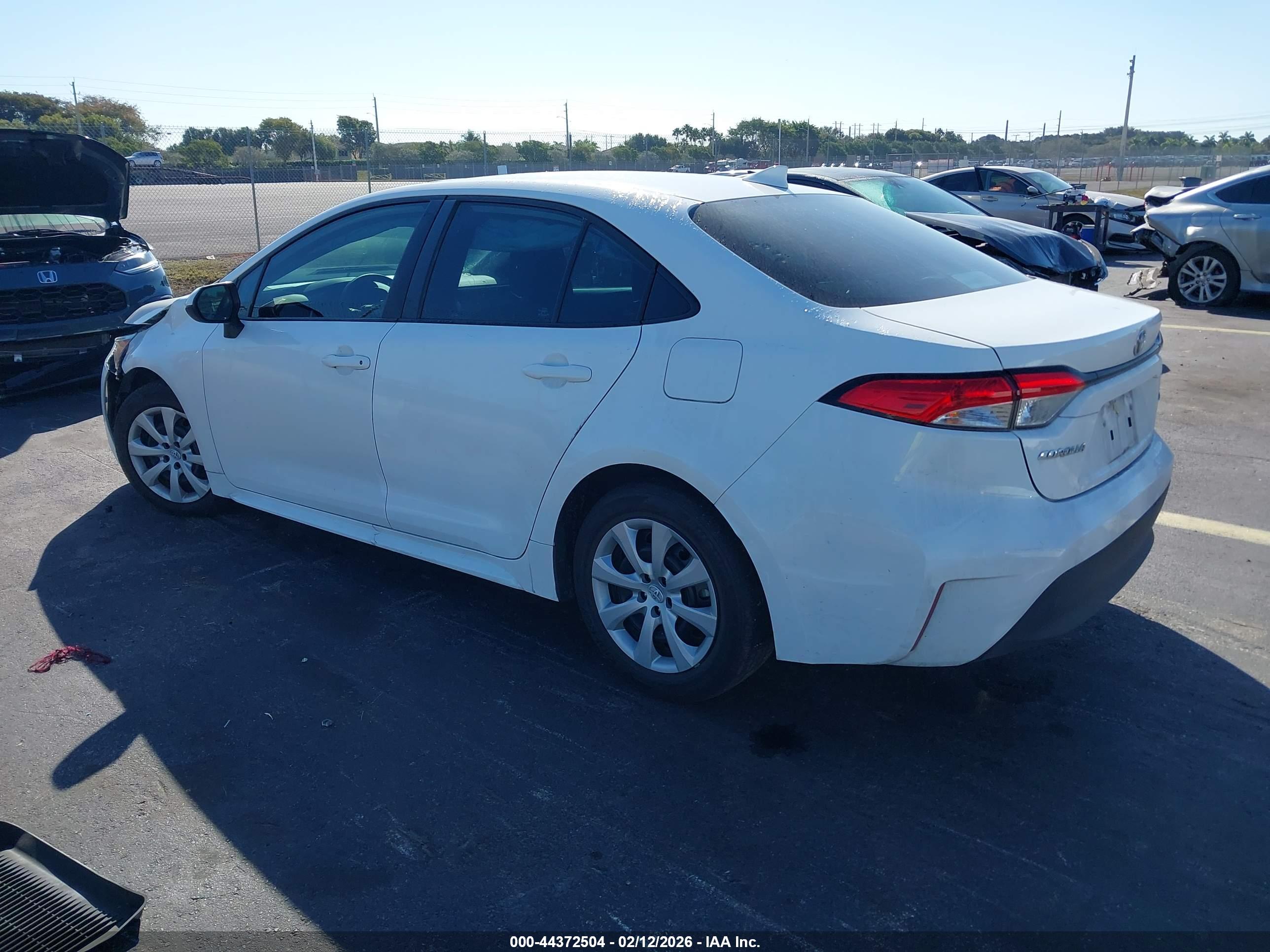TOYOTA COROLLA image 3
