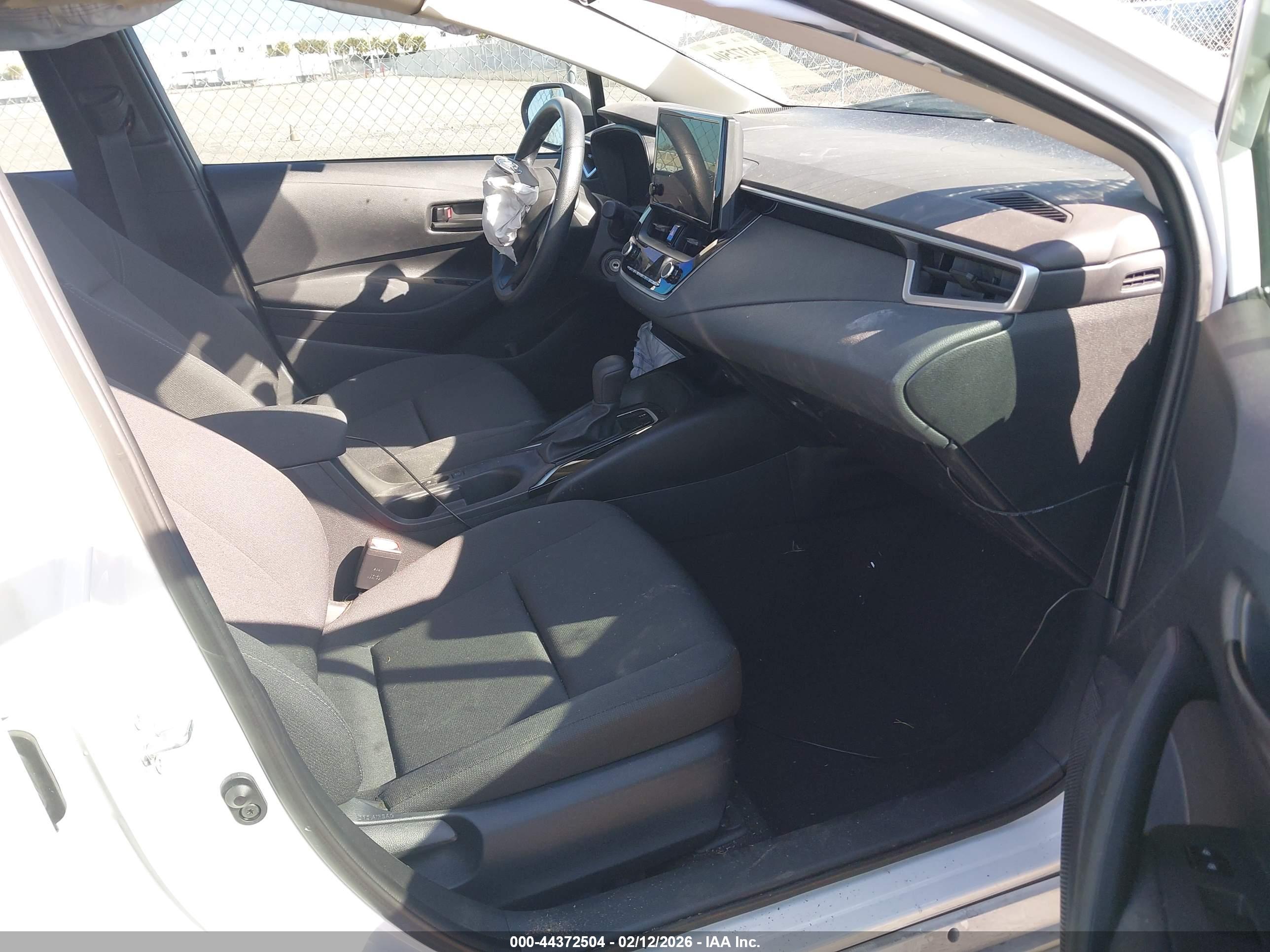 TOYOTA COROLLA image 5