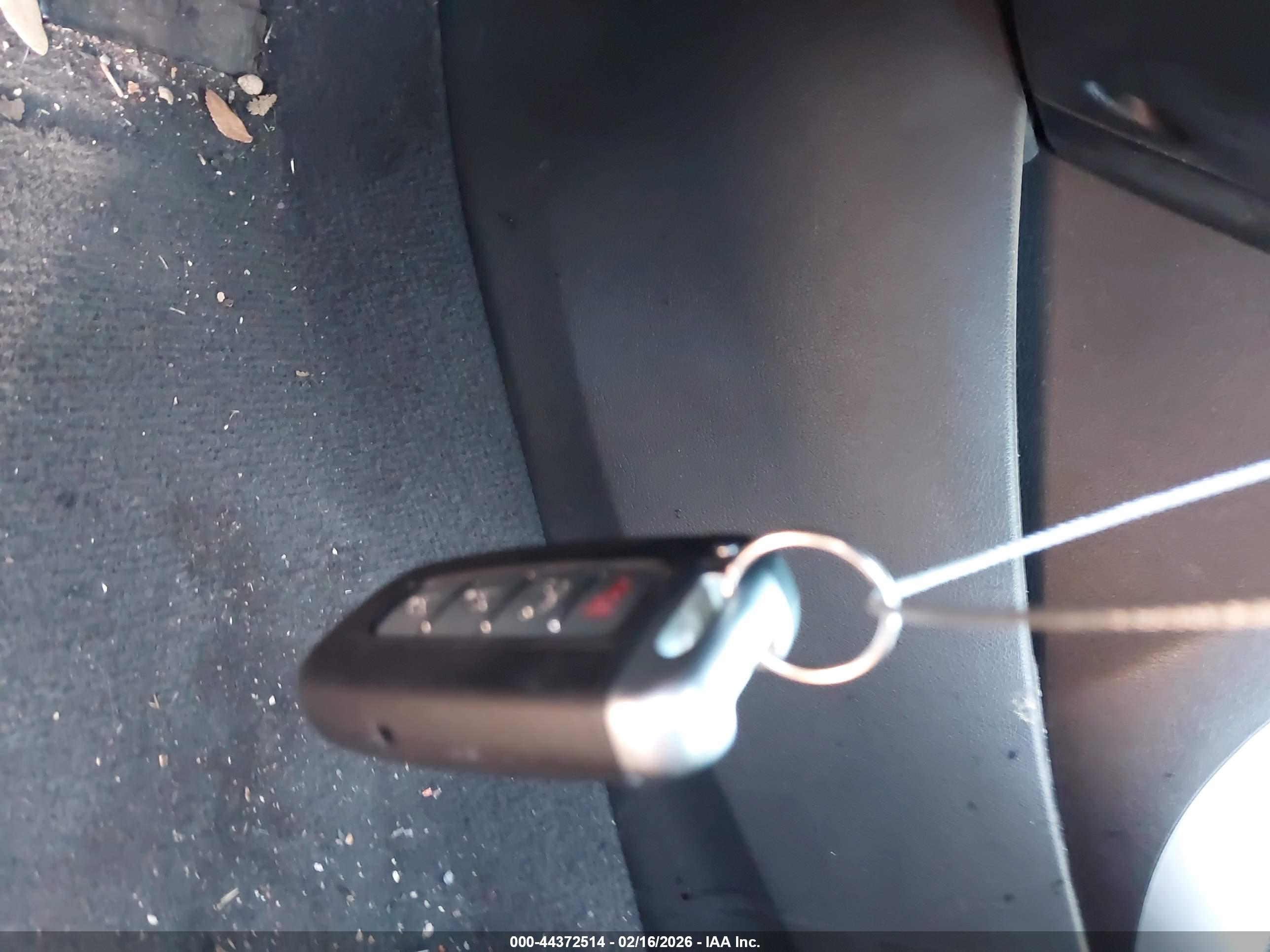 HYUNDAI ELANTRA image 11