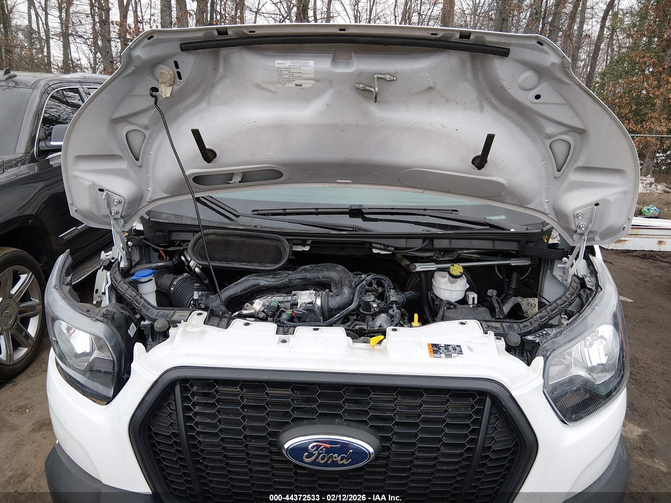 FORD TRANSIT-250 image 10