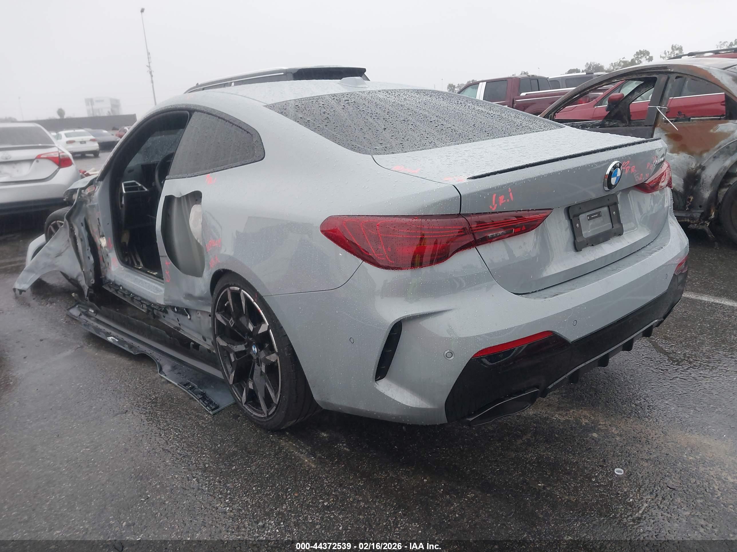 BMW M440I image 3
