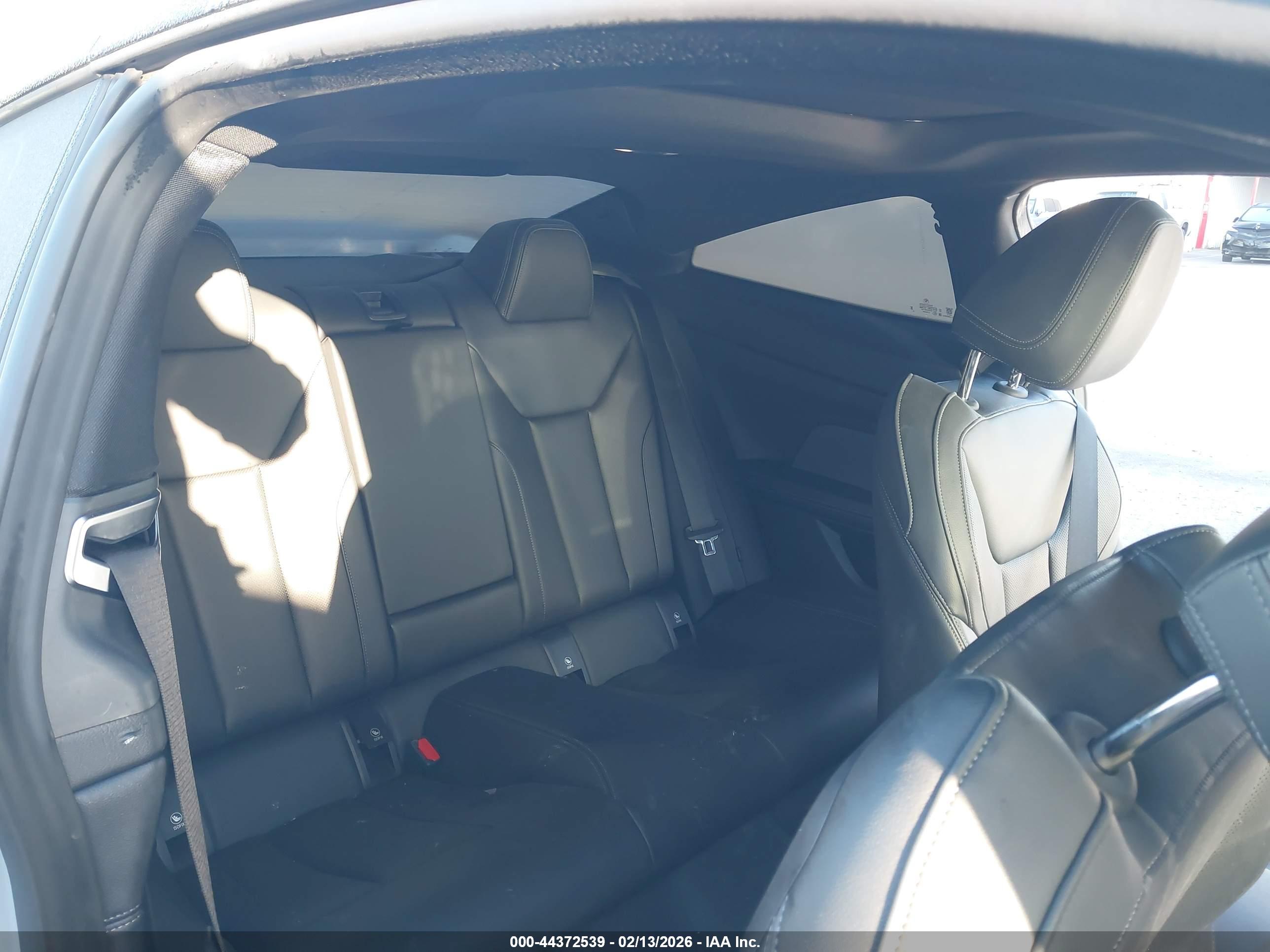 BMW M440I image 8