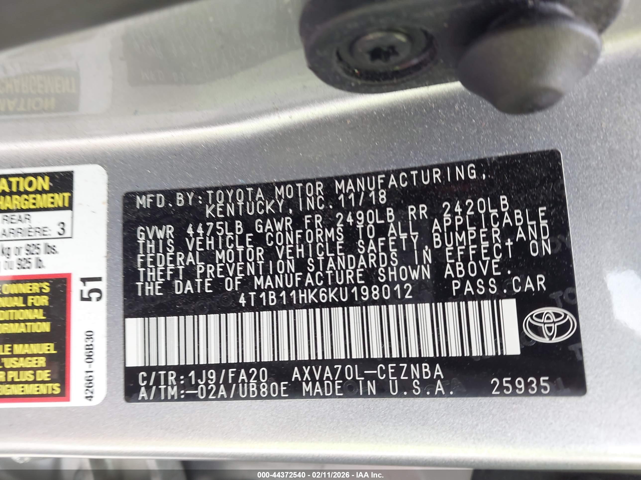 TOYOTA CAMRY image 9