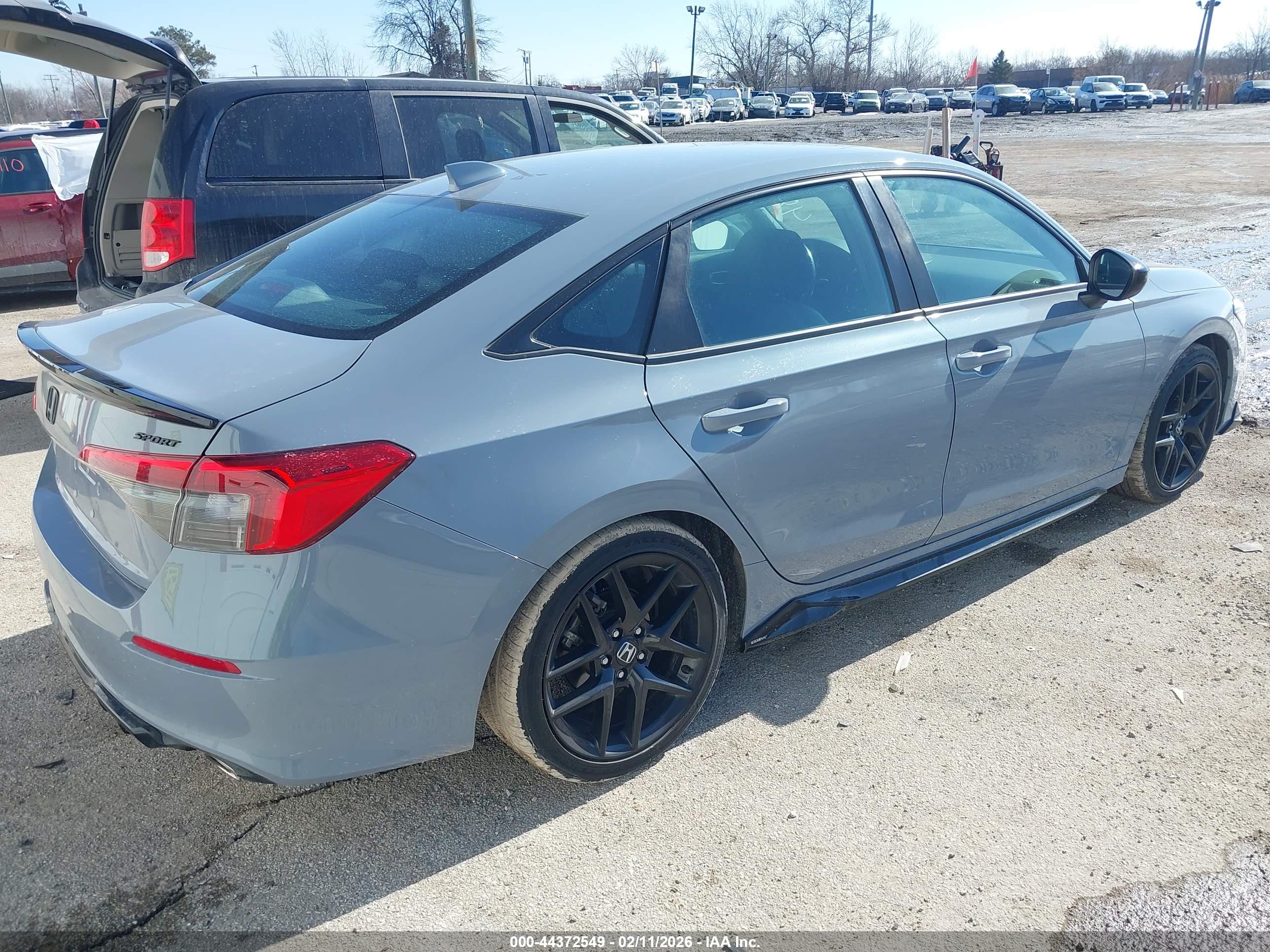 HONDA CIVIC image 4
