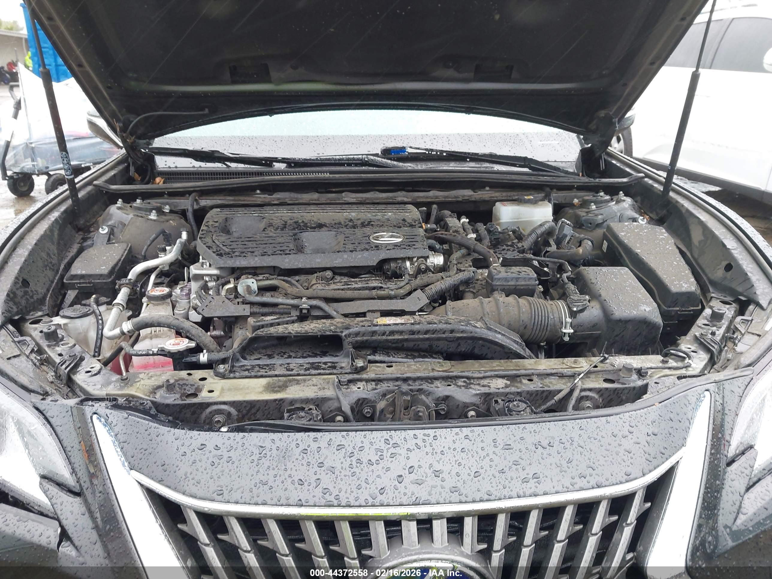 LEXUS ES image 10