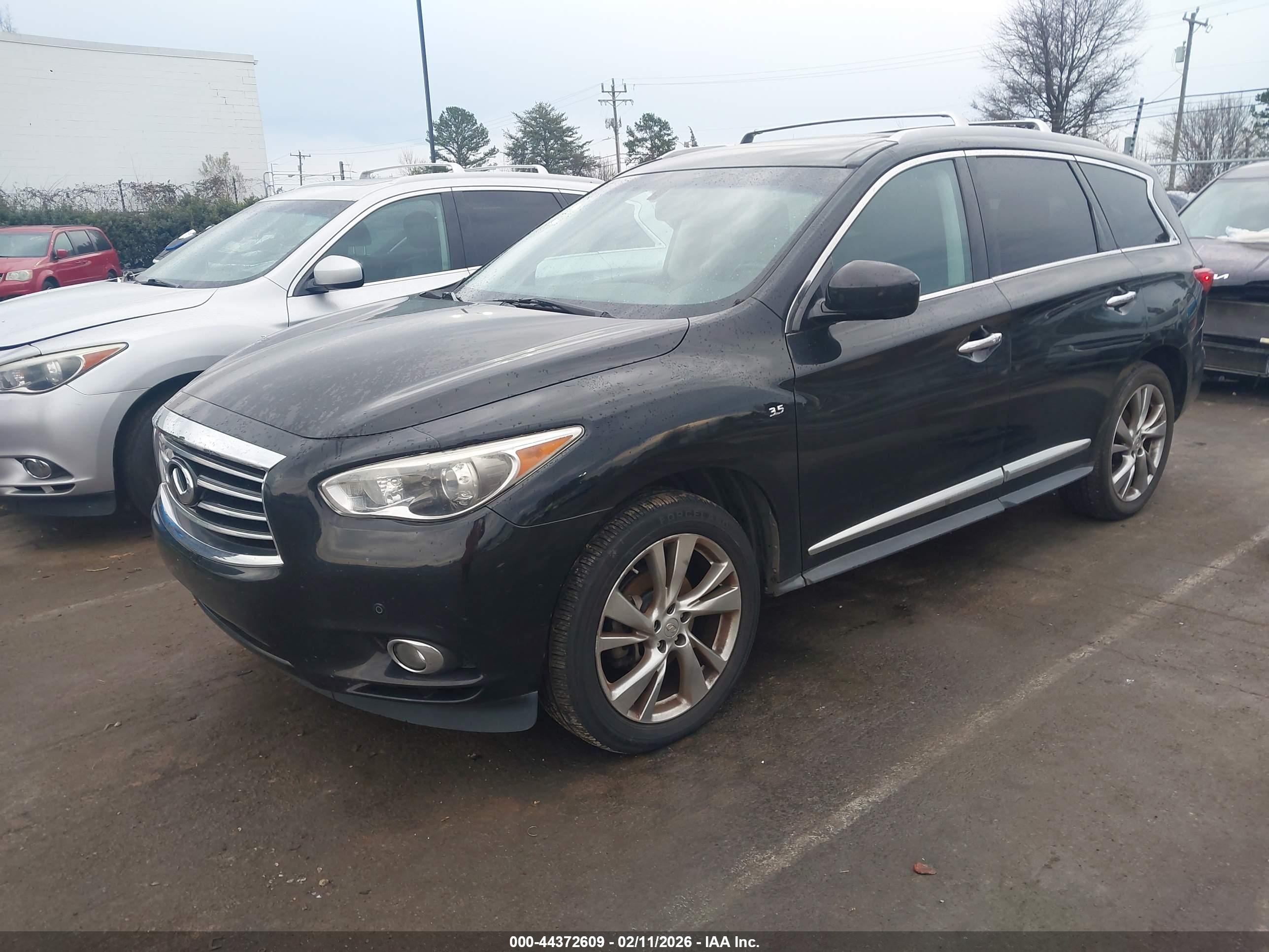 INFINITI QX60 image 2