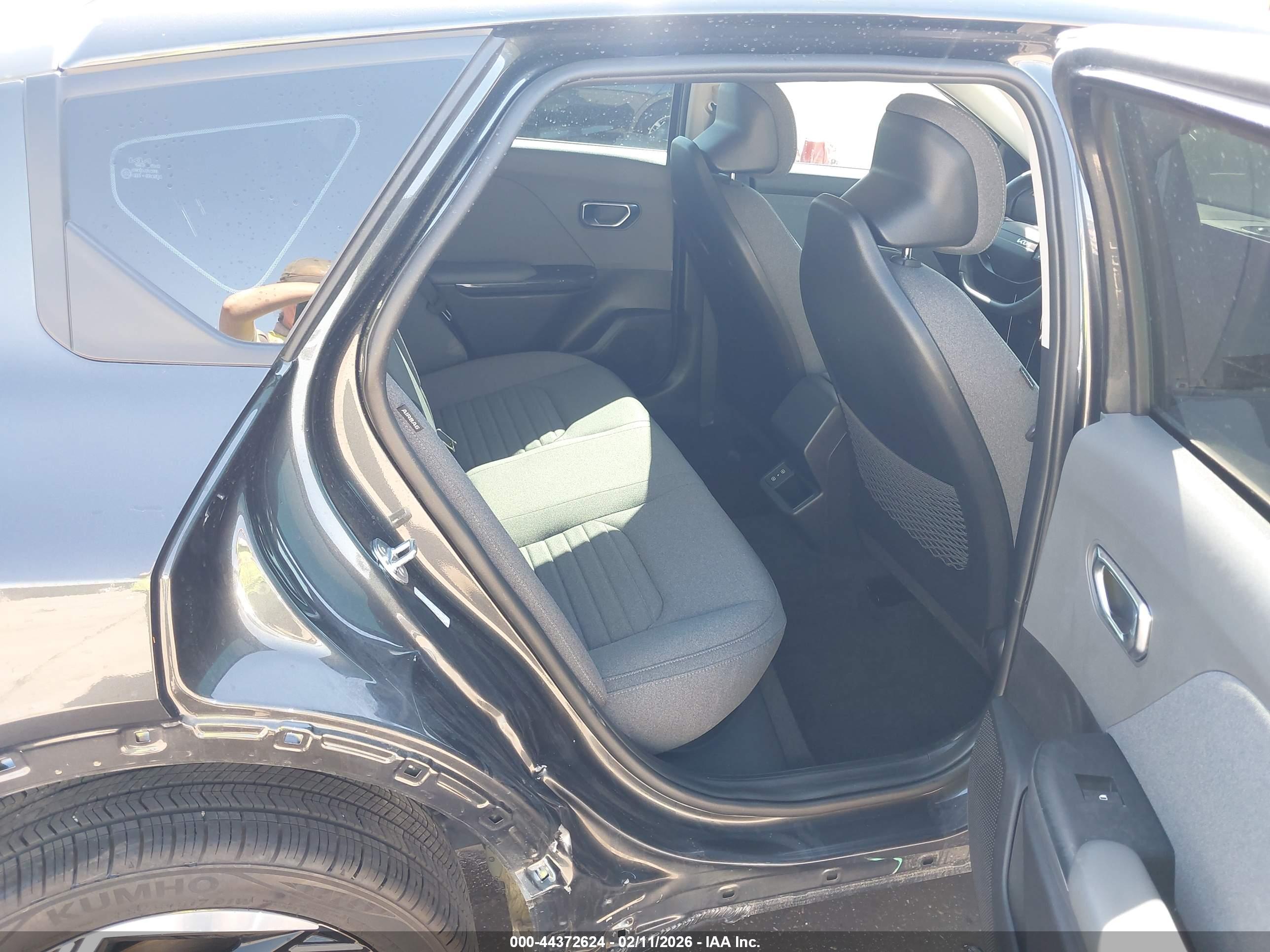 KIA K4 image 8