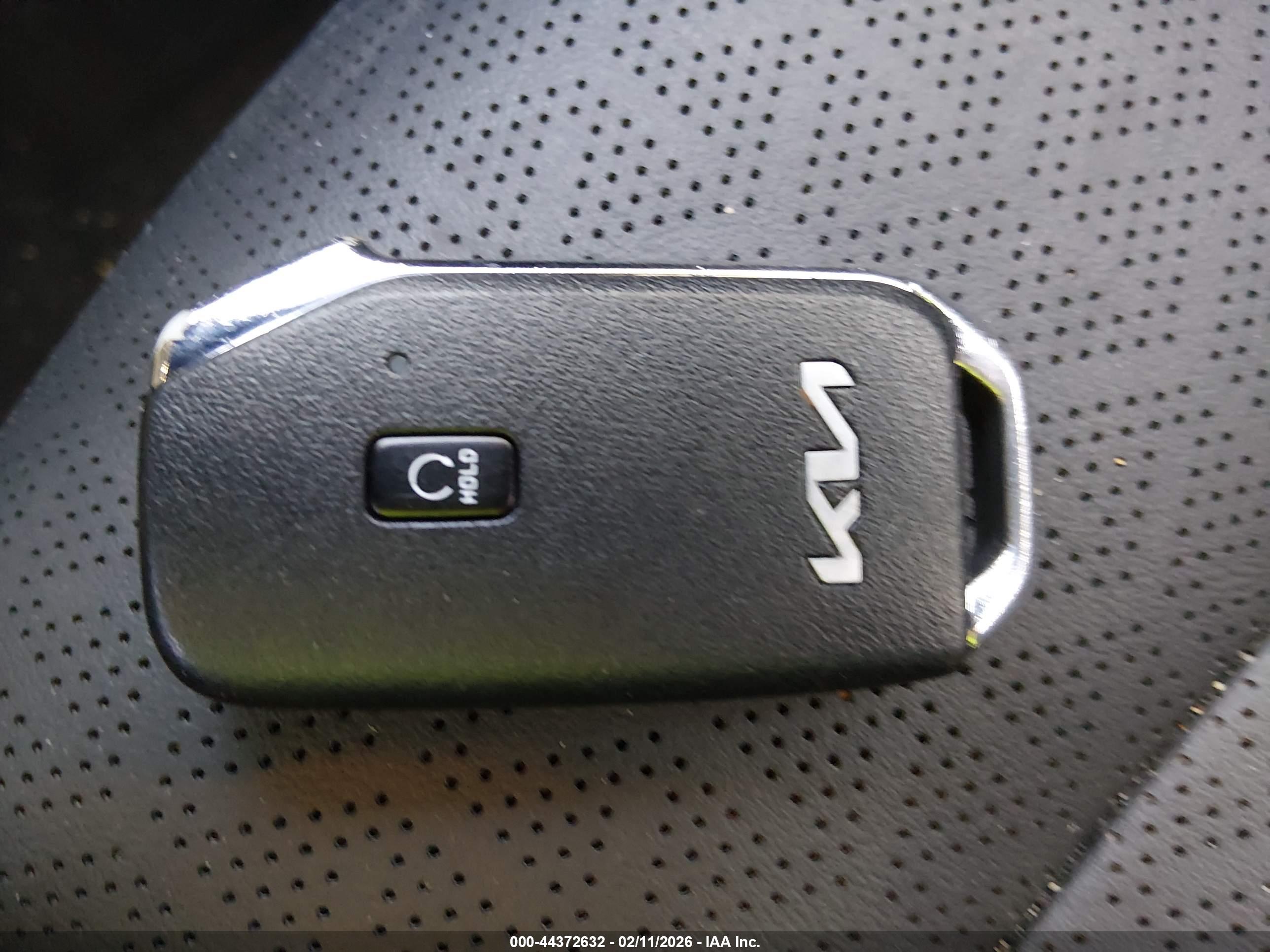 KIA SORENTO image 11