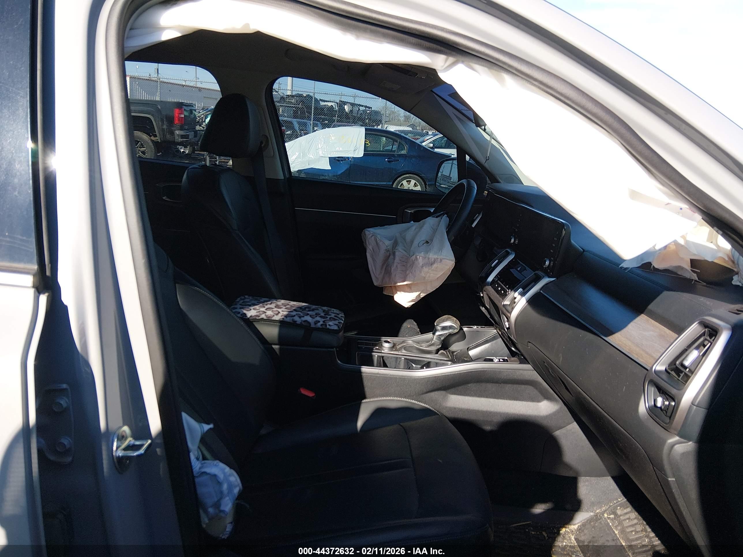 KIA SORENTO image 5