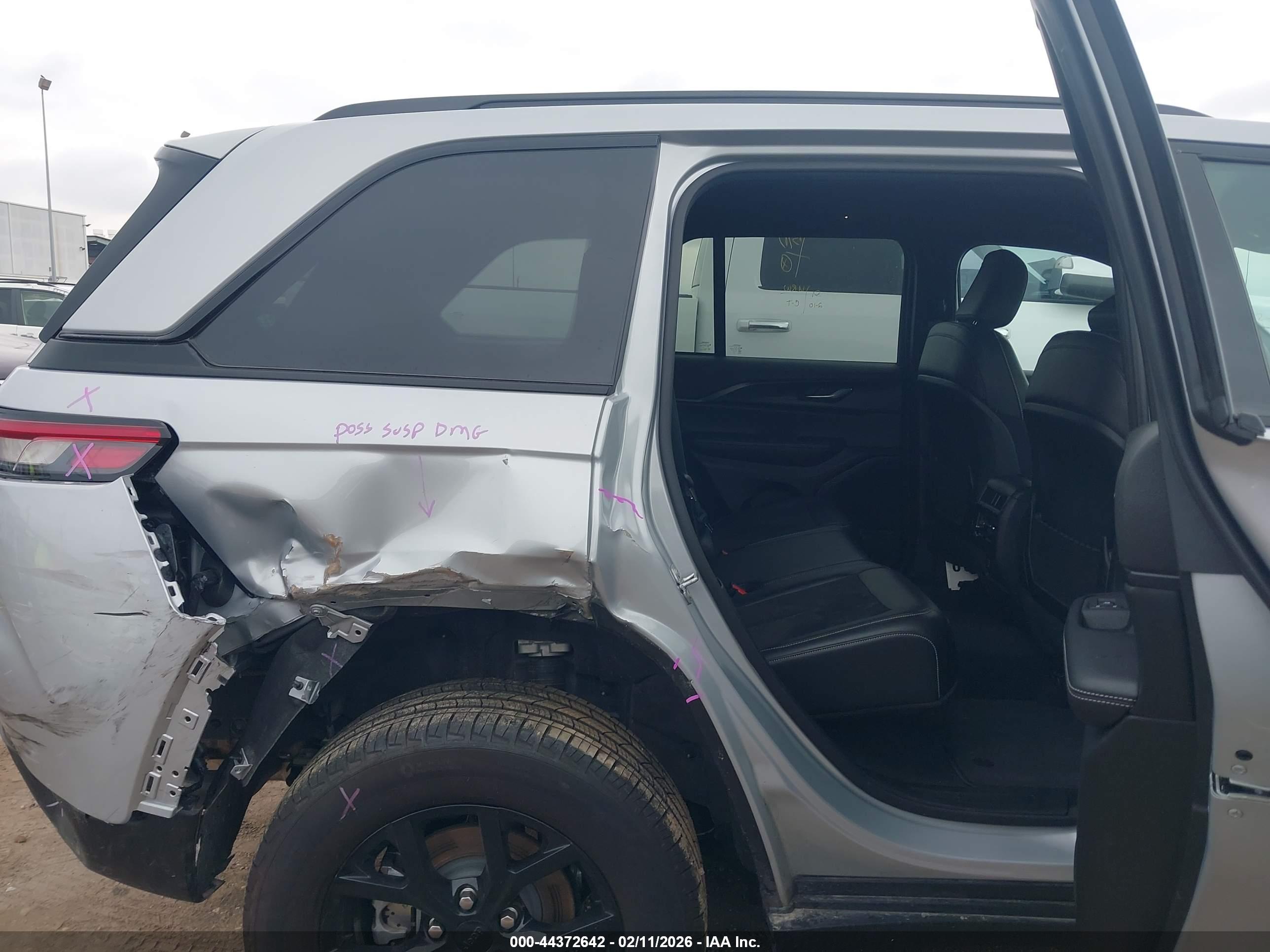JEEP GRAND image 8