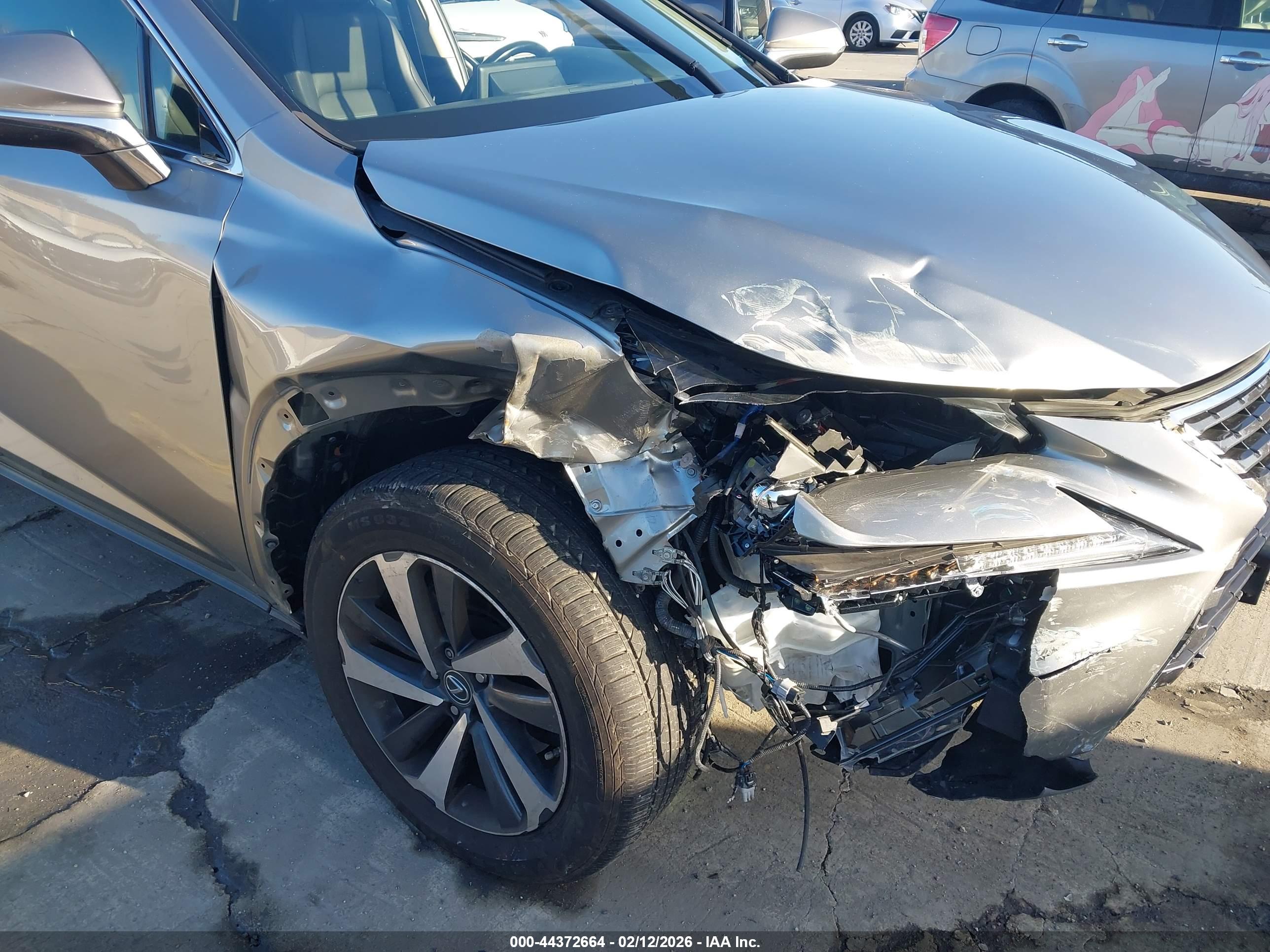 LEXUS NX image 6