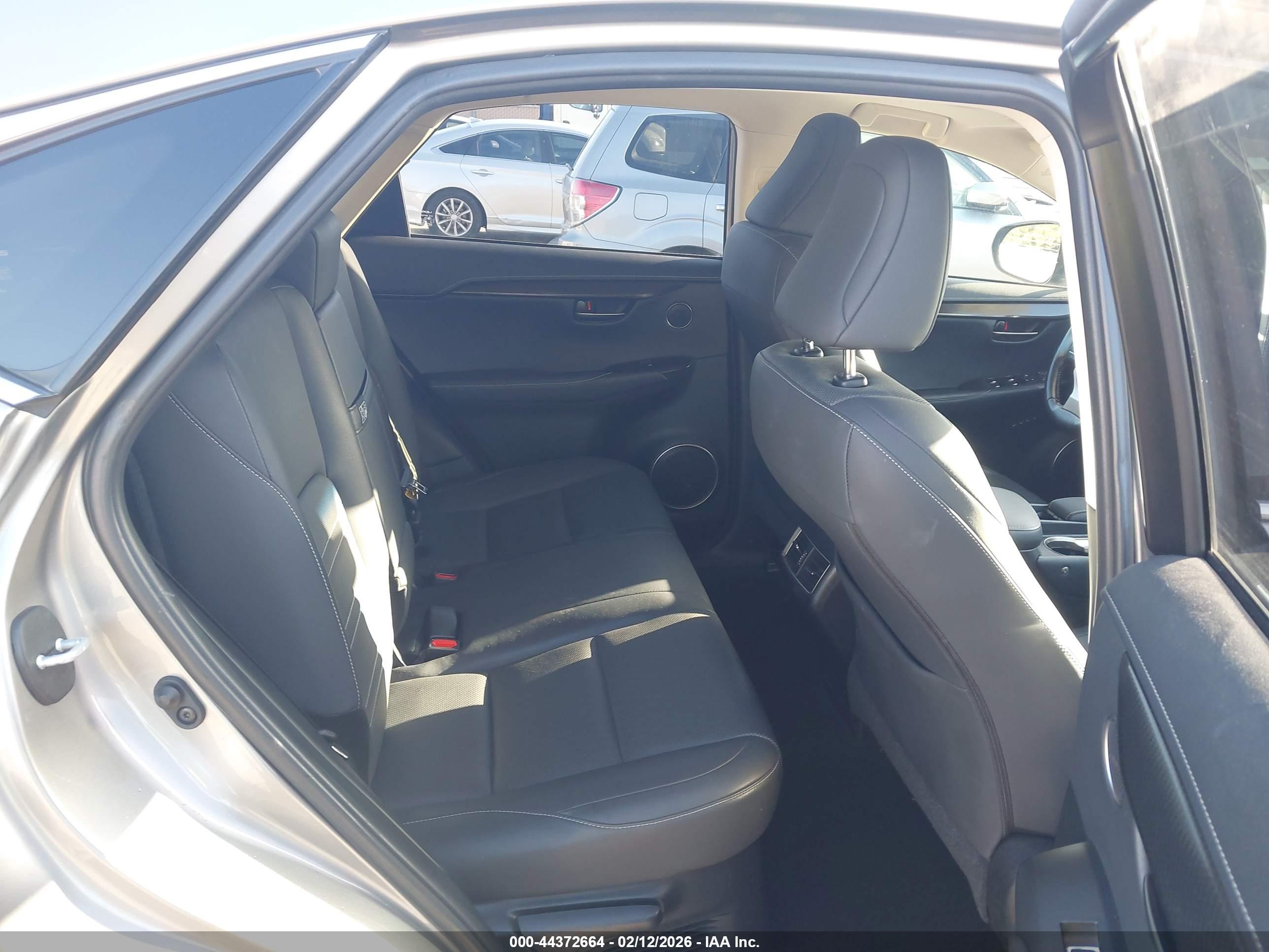 LEXUS NX image 8