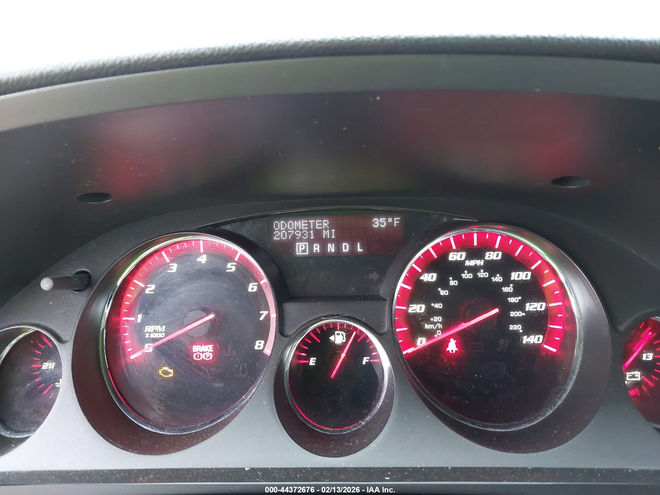 GMC ACADIA image 7