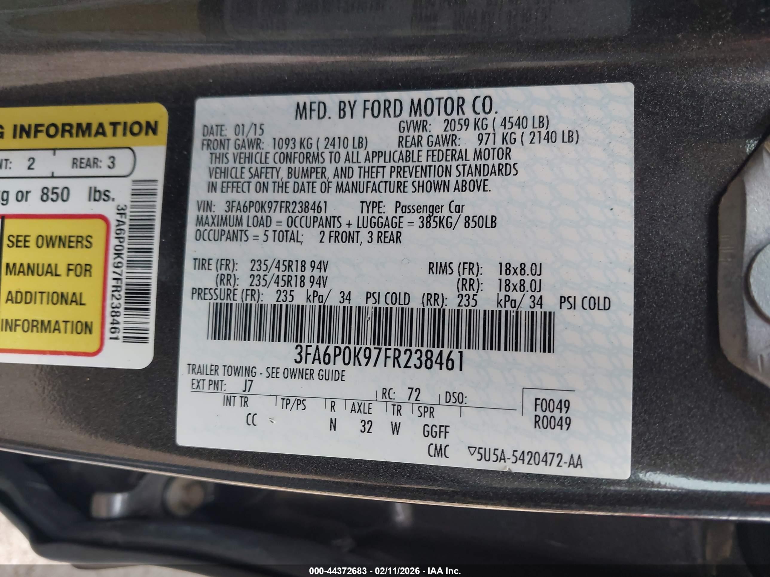 FORD FUSION image 9