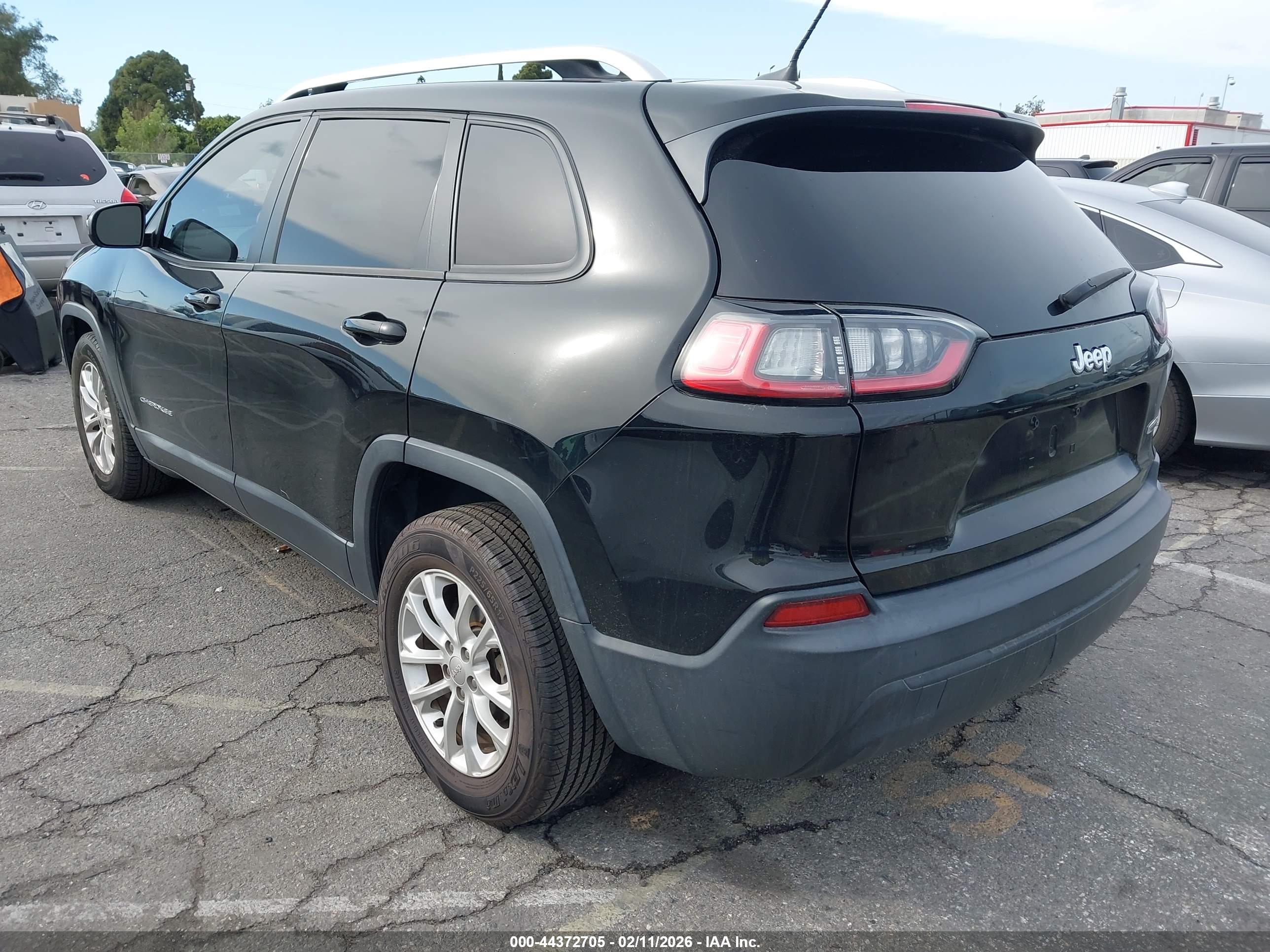 JEEP CHEROKEE image 3