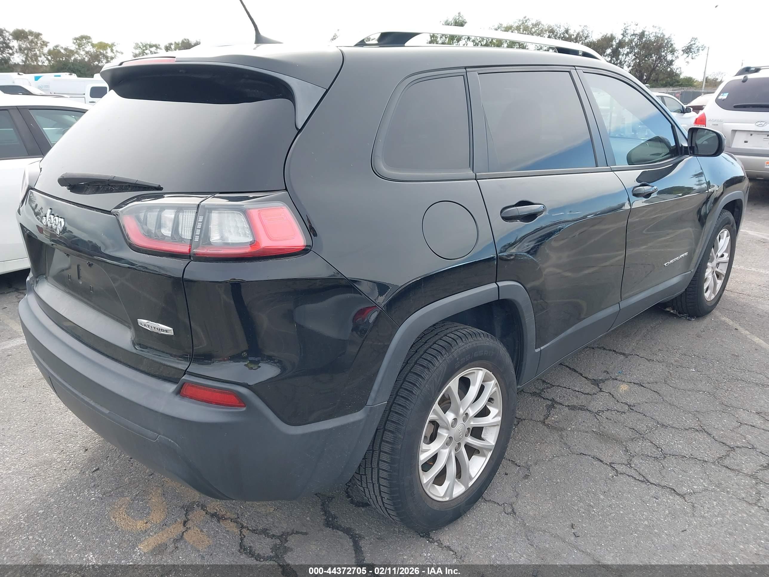 JEEP CHEROKEE image 4