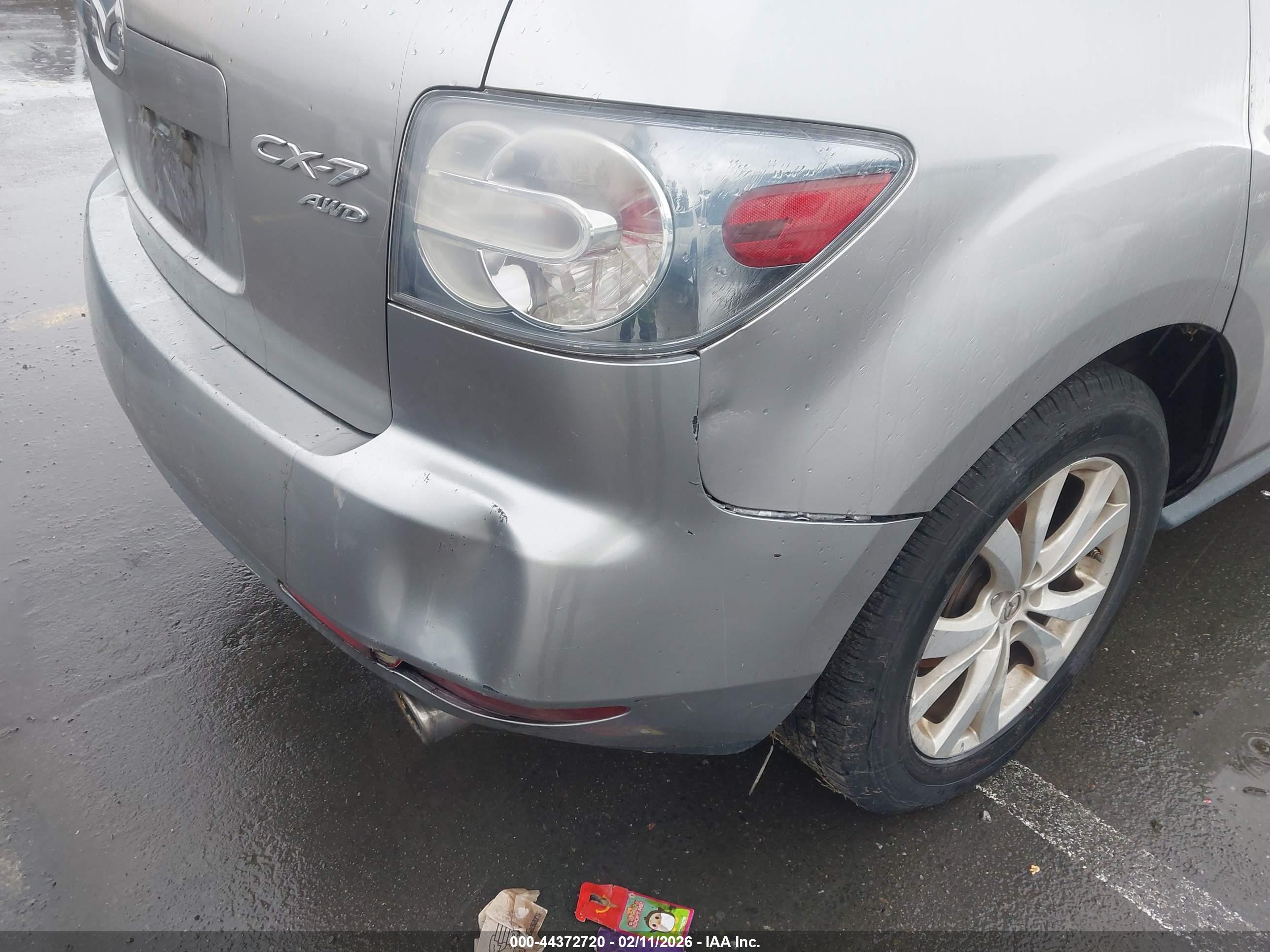 MAZDA CX-7 image 6