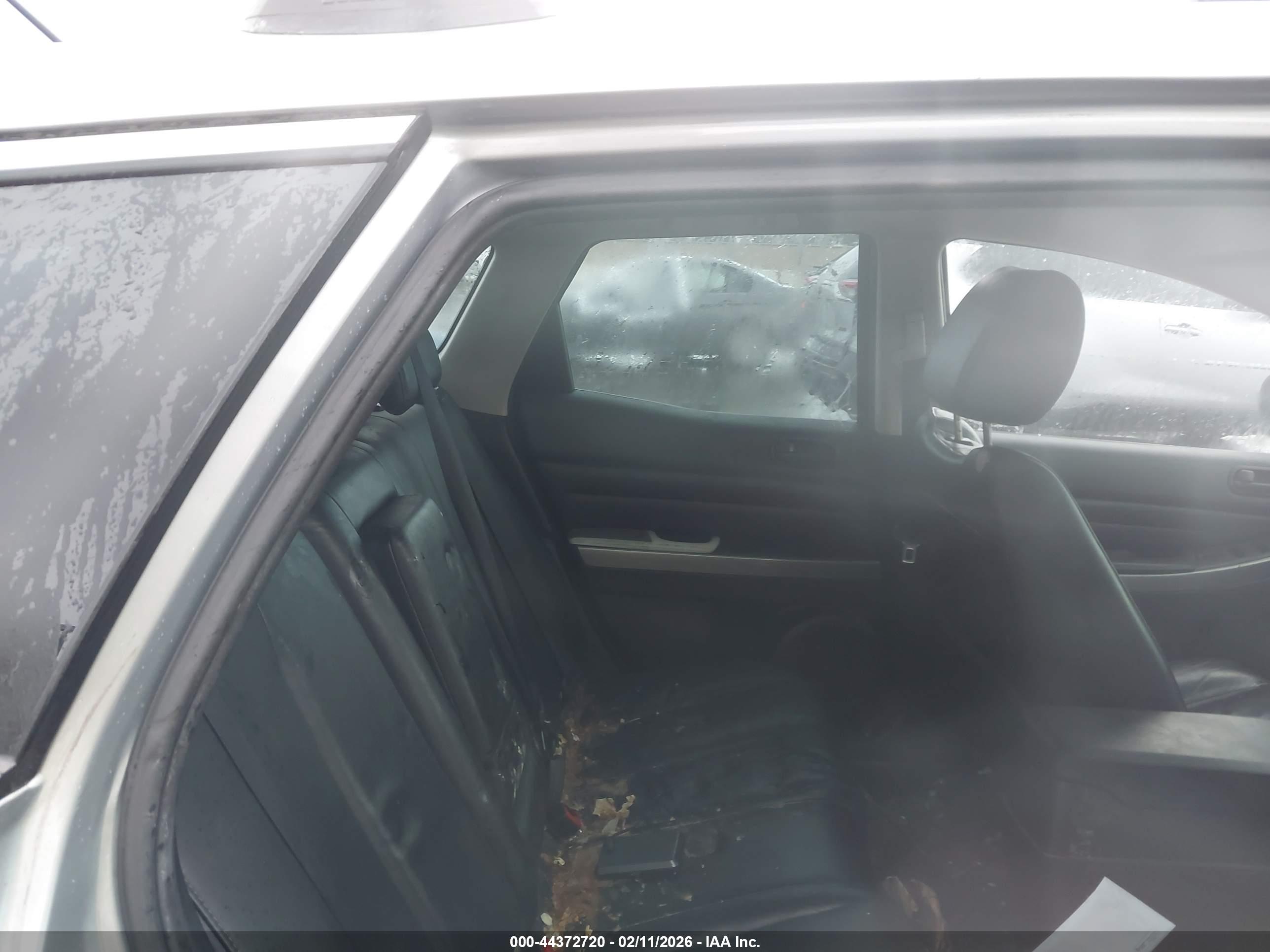 MAZDA CX-7 image 8