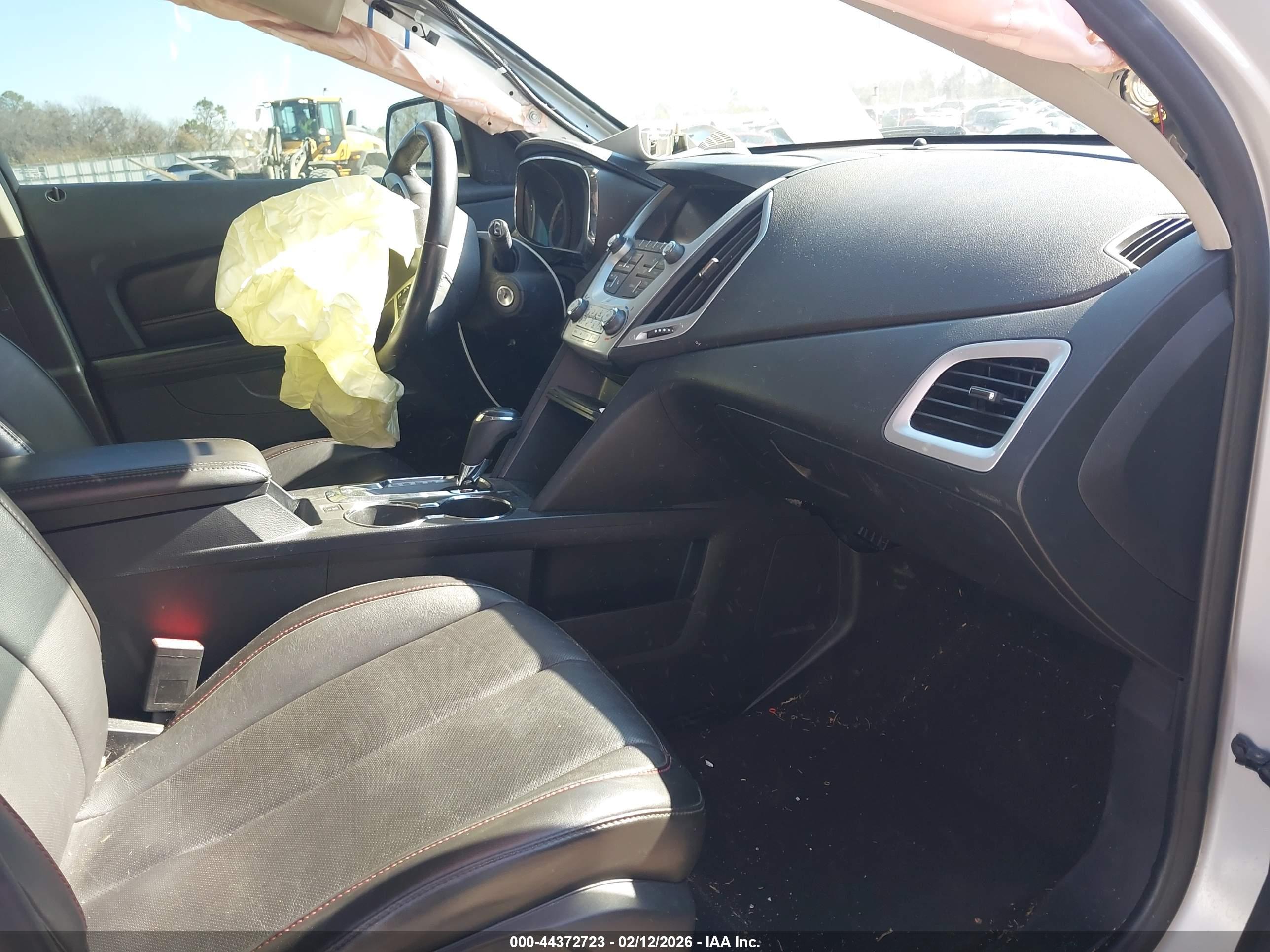 GMC TERRAIN image 5