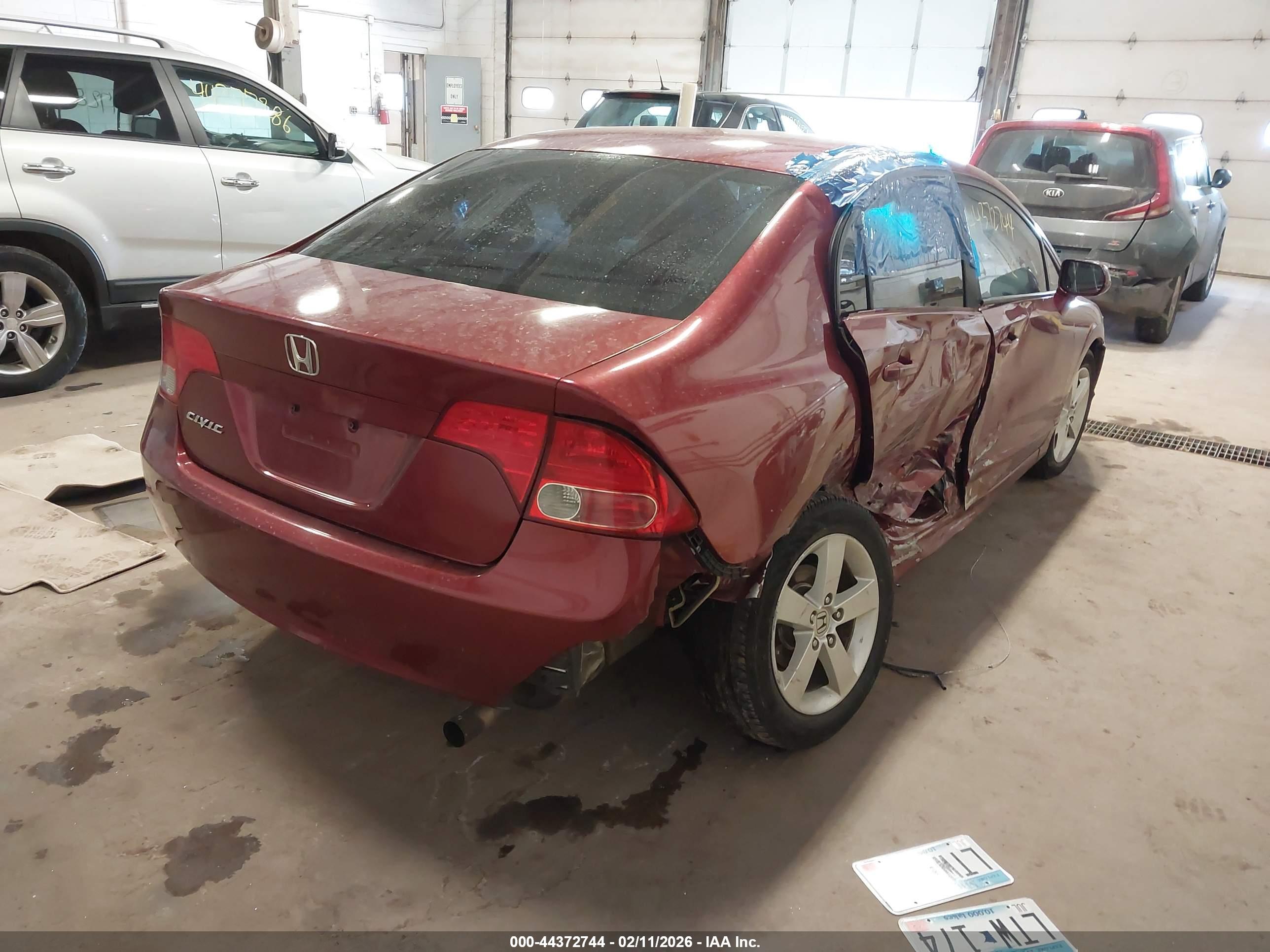 HONDA CIVIC image 4