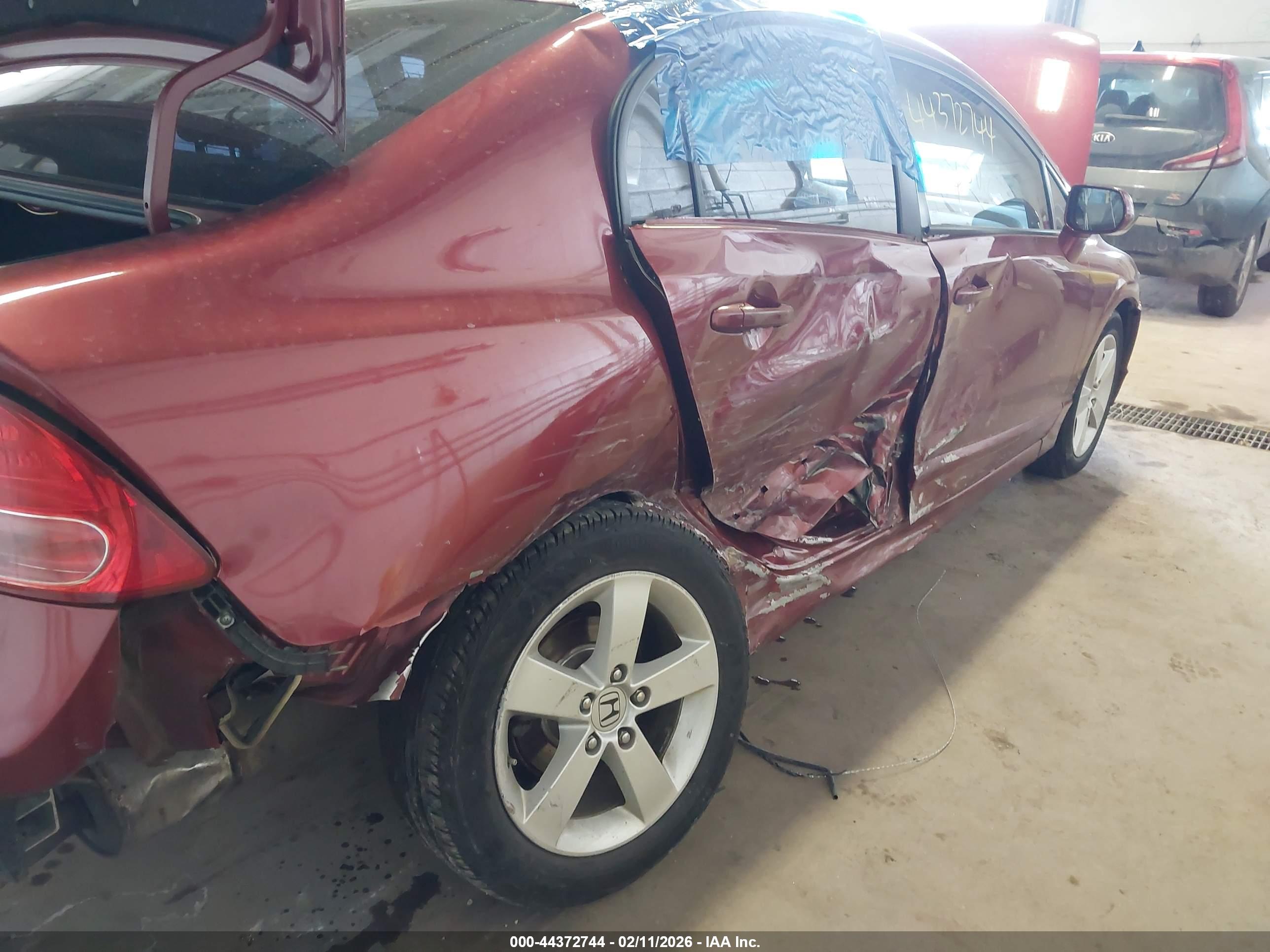 HONDA CIVIC image 6