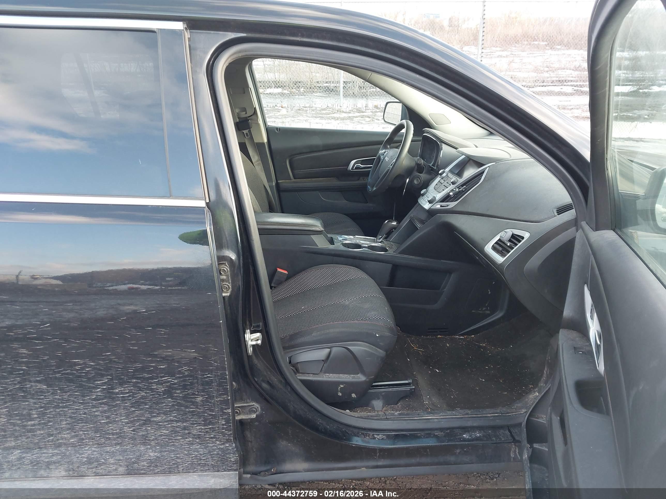 GMC TERRAIN image 5