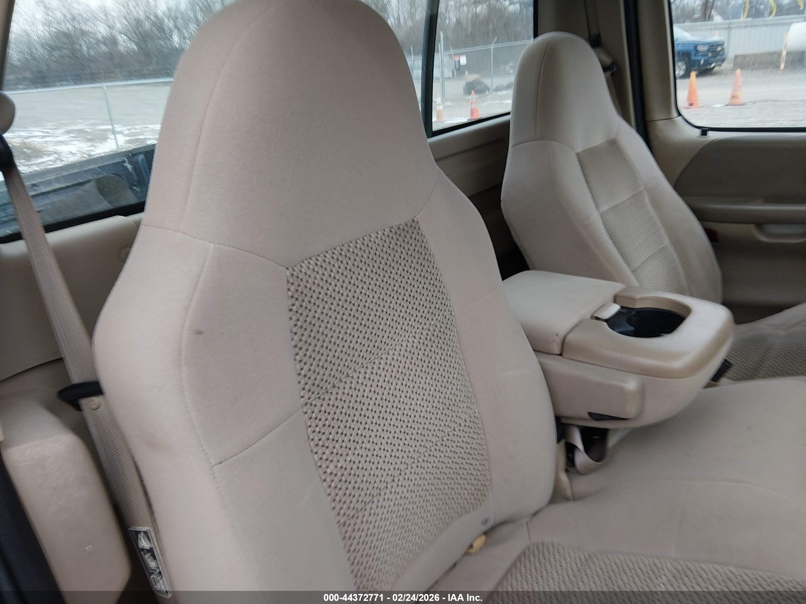FORD F-150 image 8