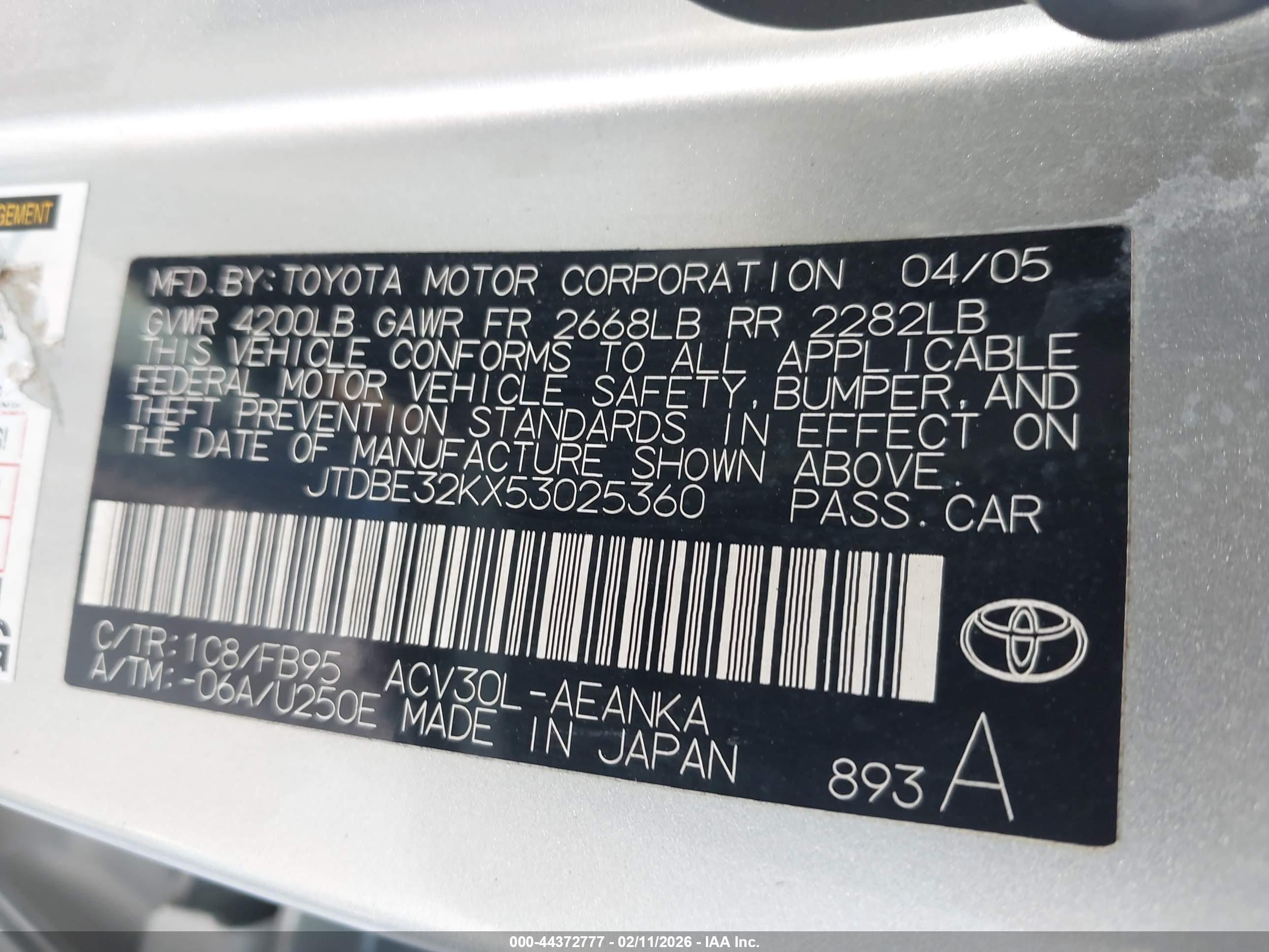 TOYOTA CAMRY image 9