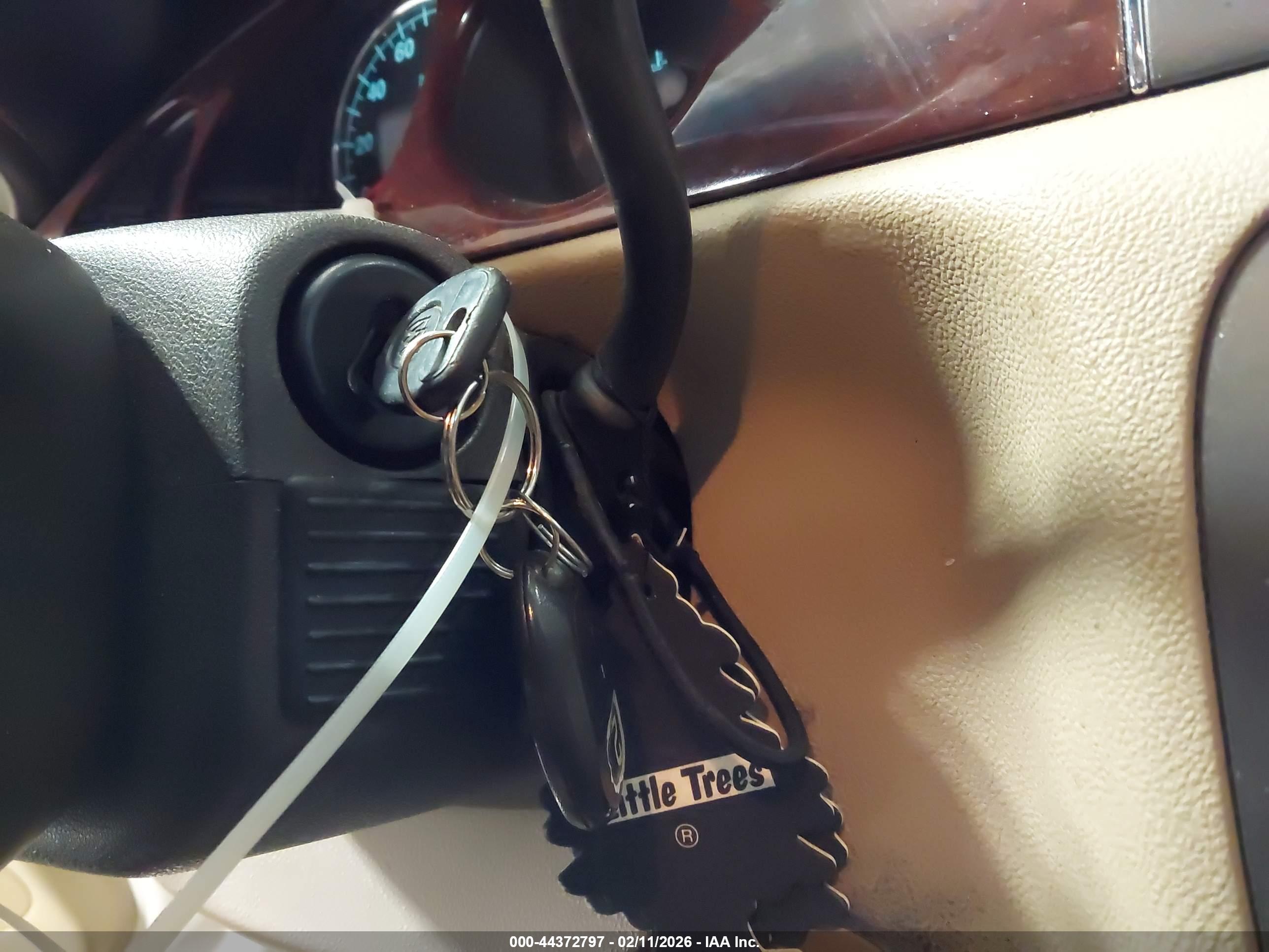 BUICK LUCERNE image 11