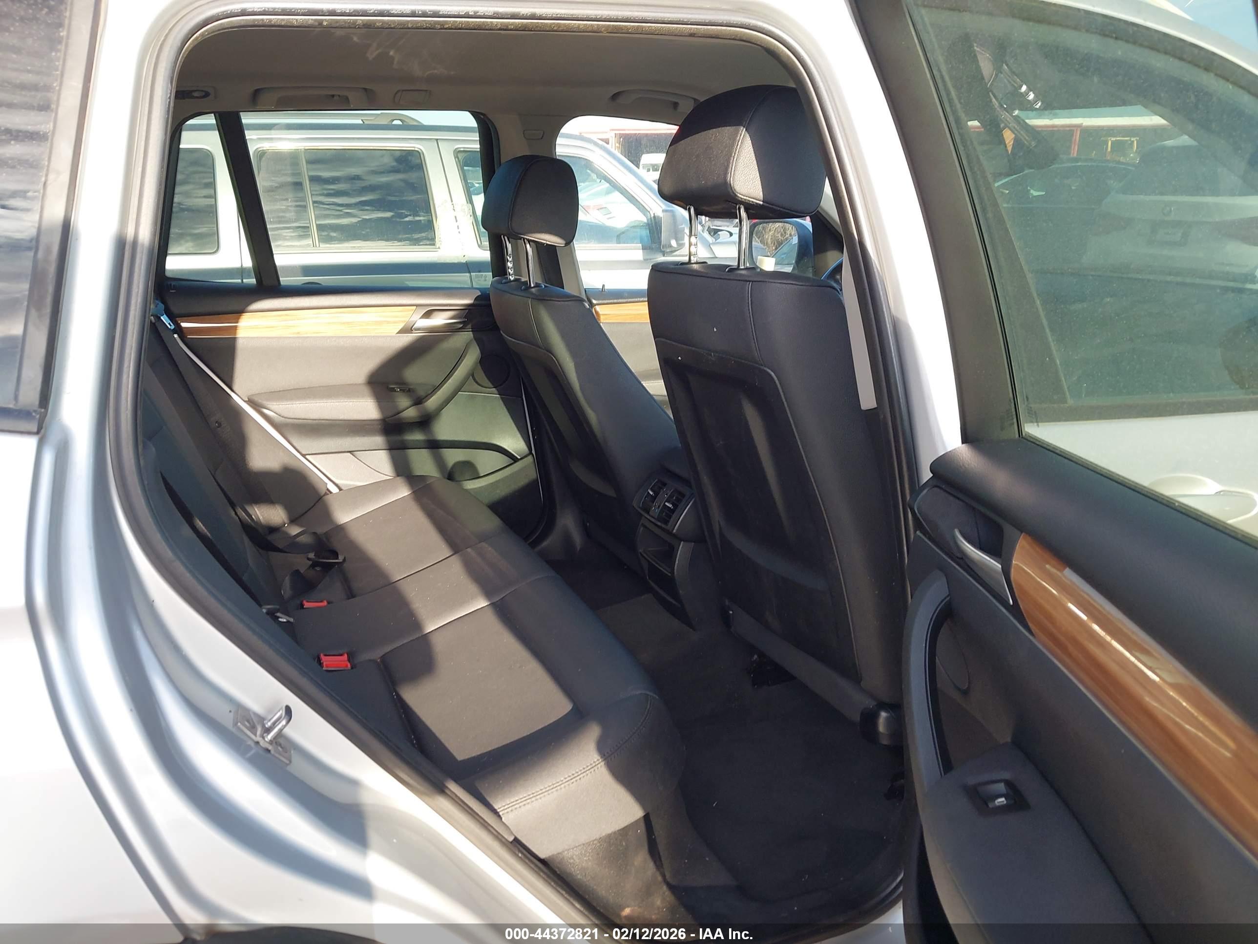 BMW X3 image 8