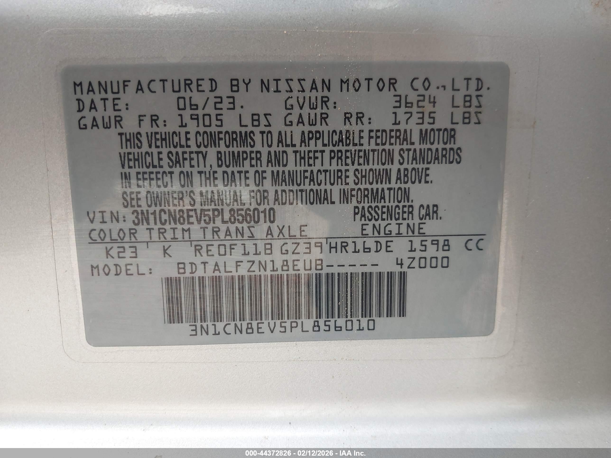 NISSAN VERSA image 9