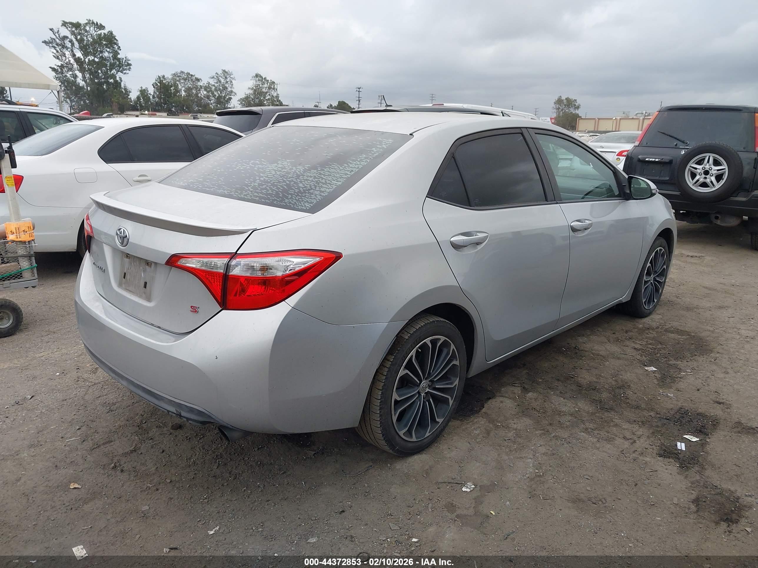 TOYOTA COROLLA image 4