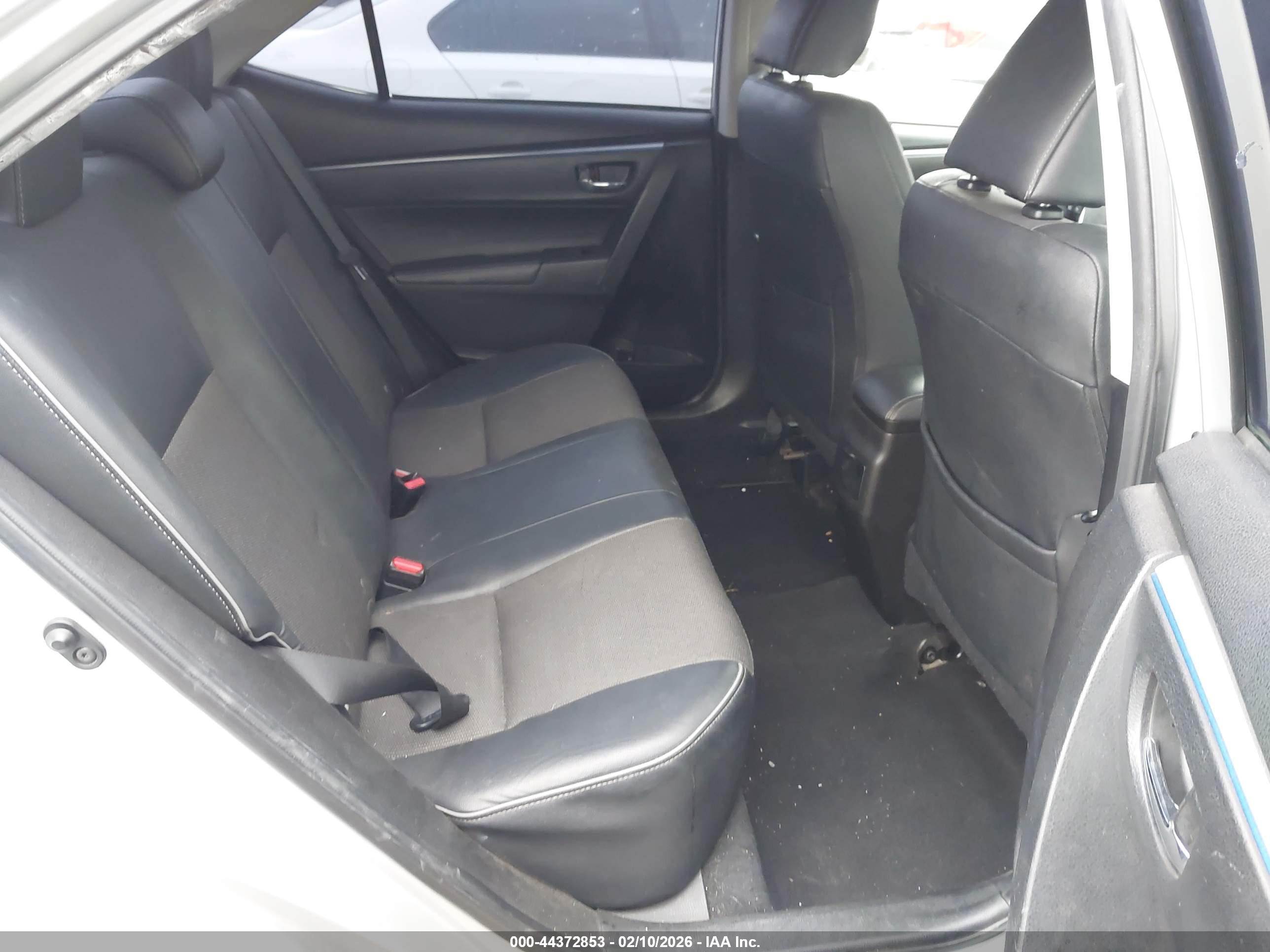 TOYOTA COROLLA image 8