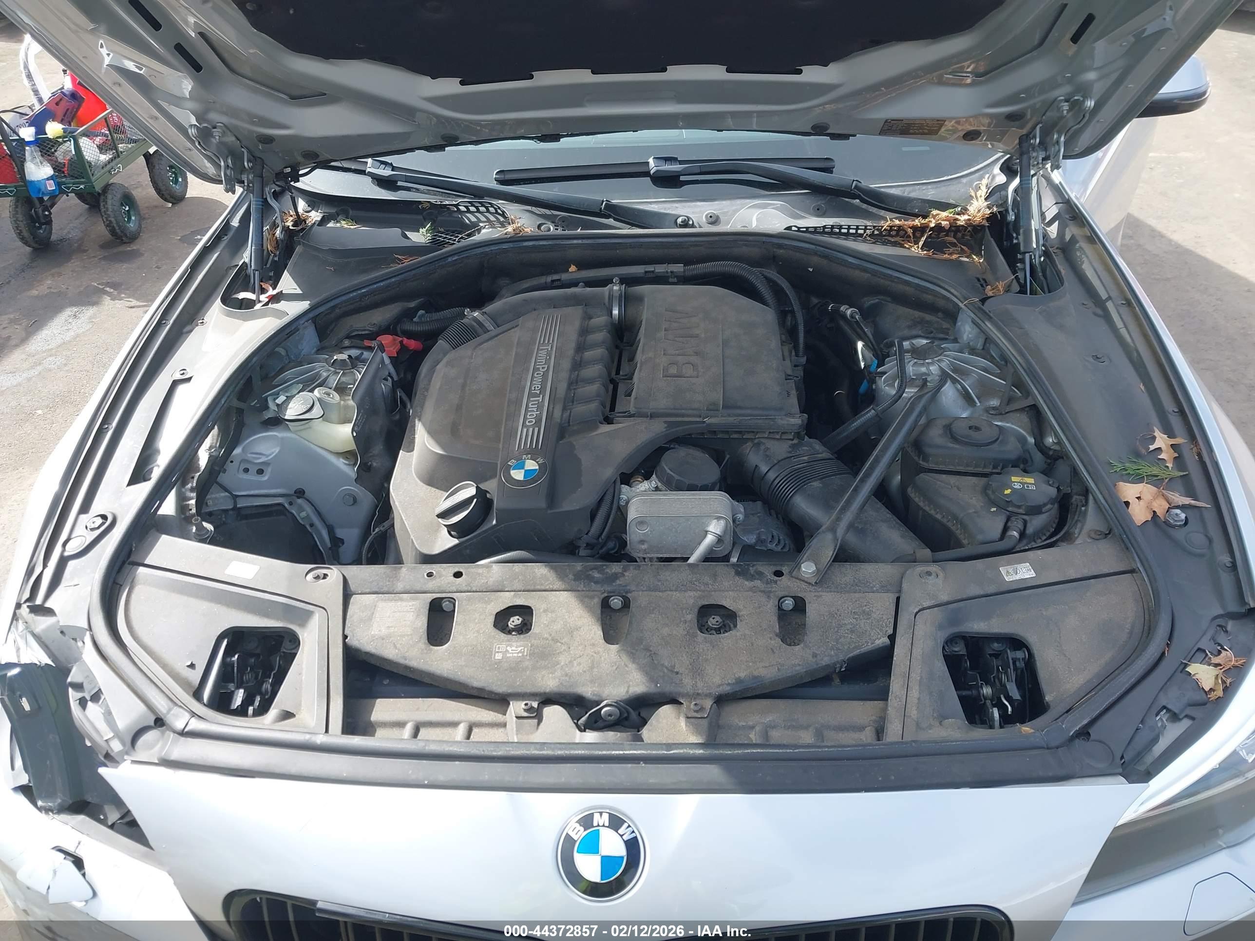 BMW 535I image 10