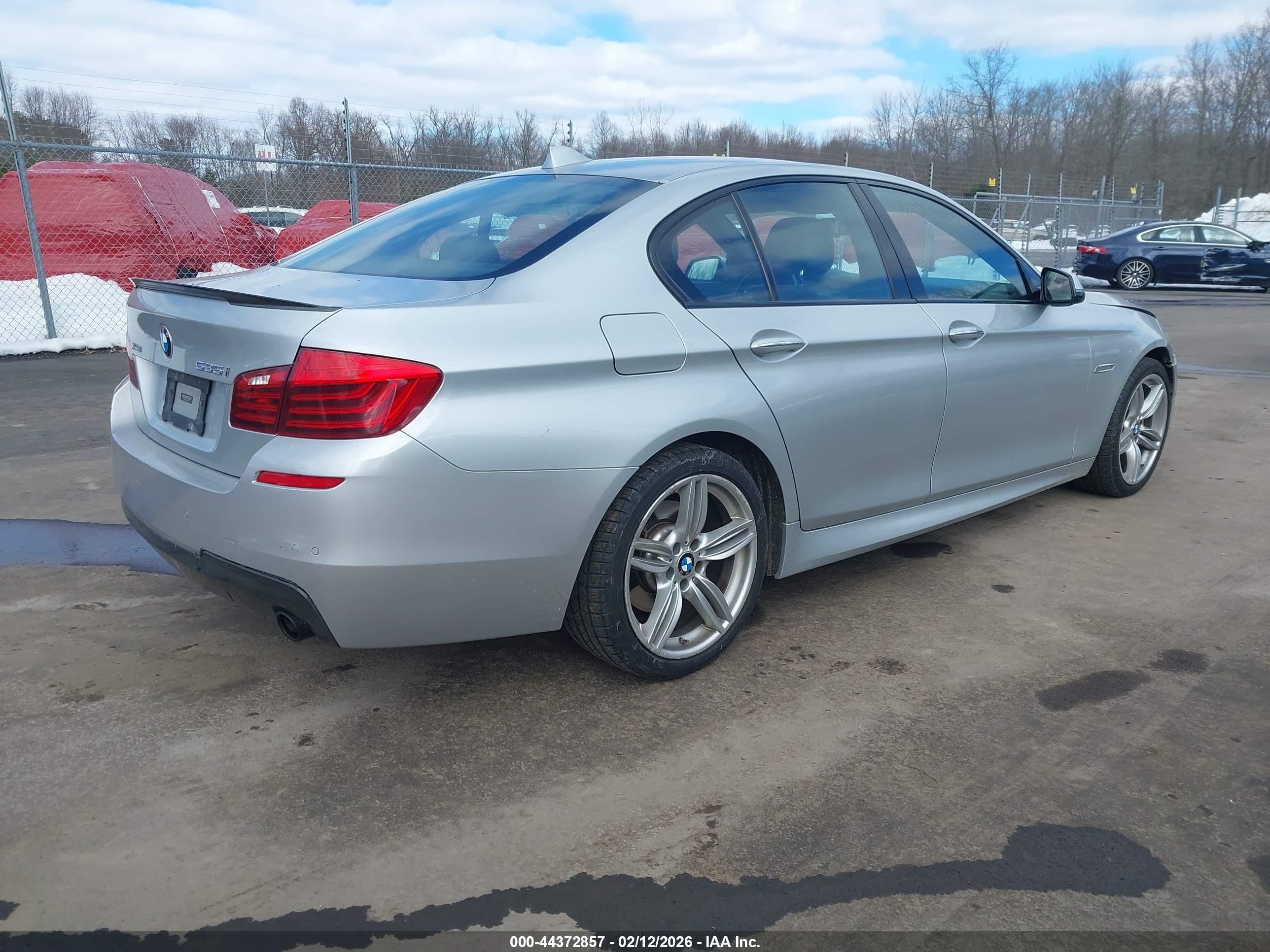 BMW 535I image 4