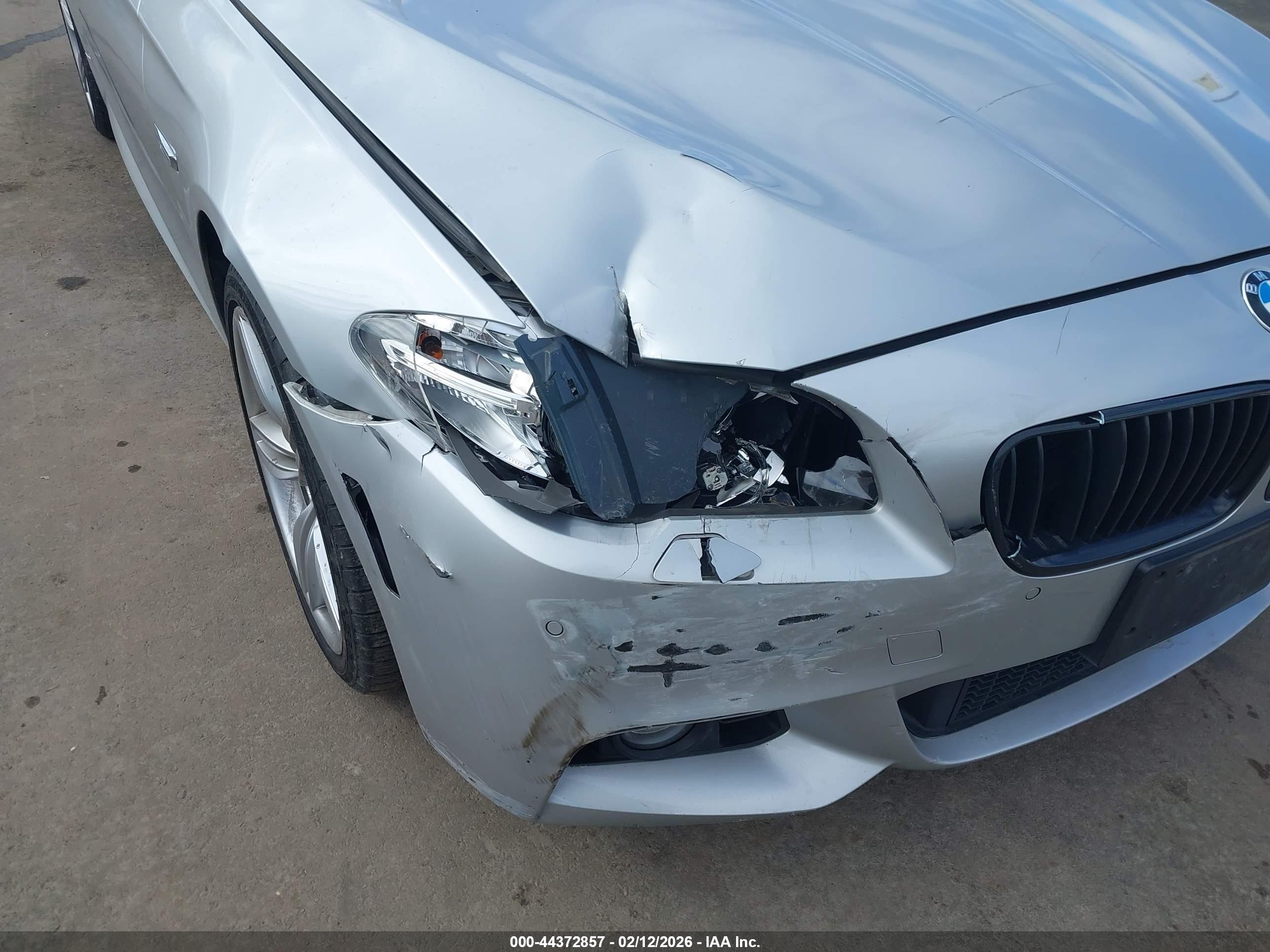 BMW 535I image 6