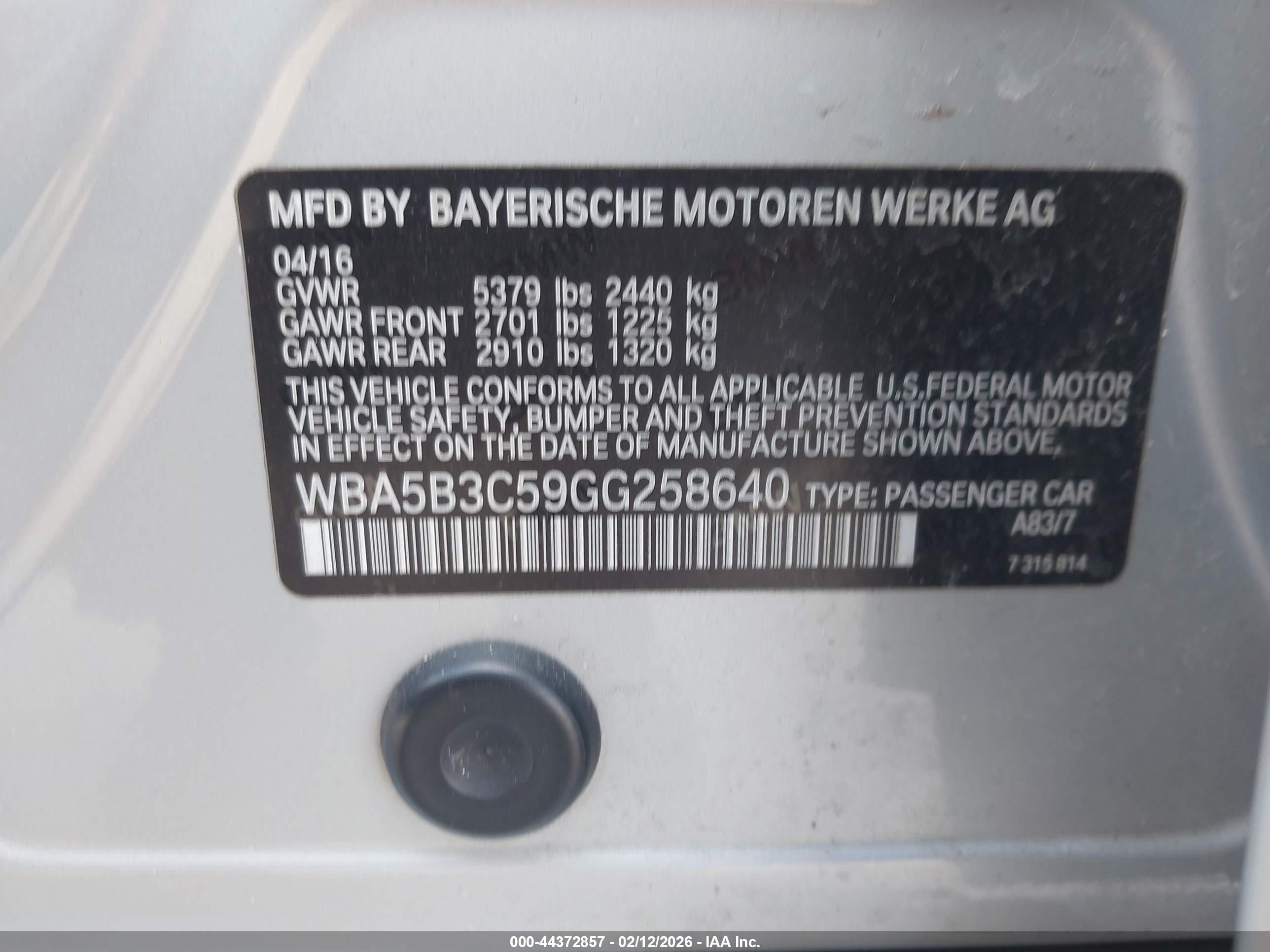 BMW 535I image 9